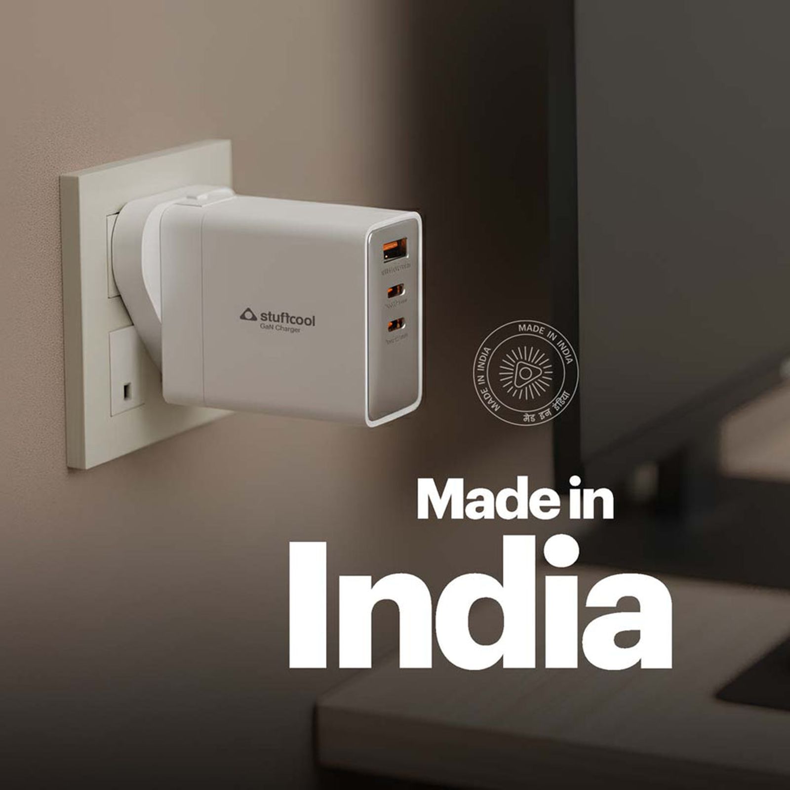Stuffcool Nomad II 100W Type A & Type C 3-Port Fast Charger (Adapter Only, Universal Travel Compatibility, White) Stuffcool Nomad II 100W Type A & Type C 3-Port Fast Charger (Adapter Only, Universal Travel Compatibility, White)_12
