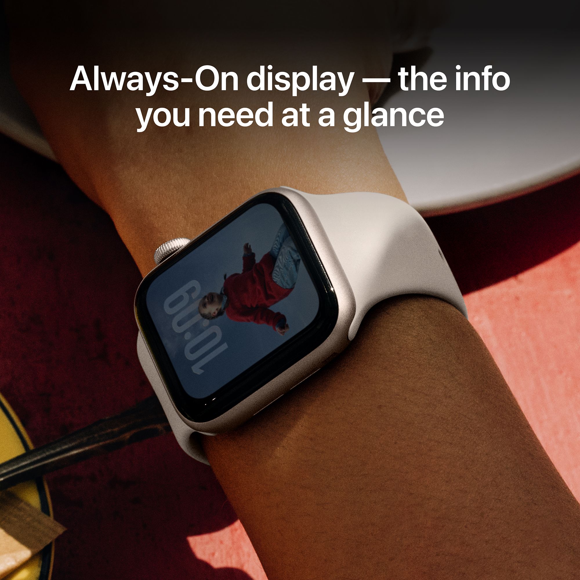 Apple Watch SE 3 GPS+Cellular with Starlight Sport Band - S/M (40mm Retina LTPO OLED Display, Starlight Aluminium Case) Apple Watch SE 3 GPS+Cellular with Starlight Sport Band - S/M (40mm Retina LTPO OLED Display, Starlight Aluminium Case)_5