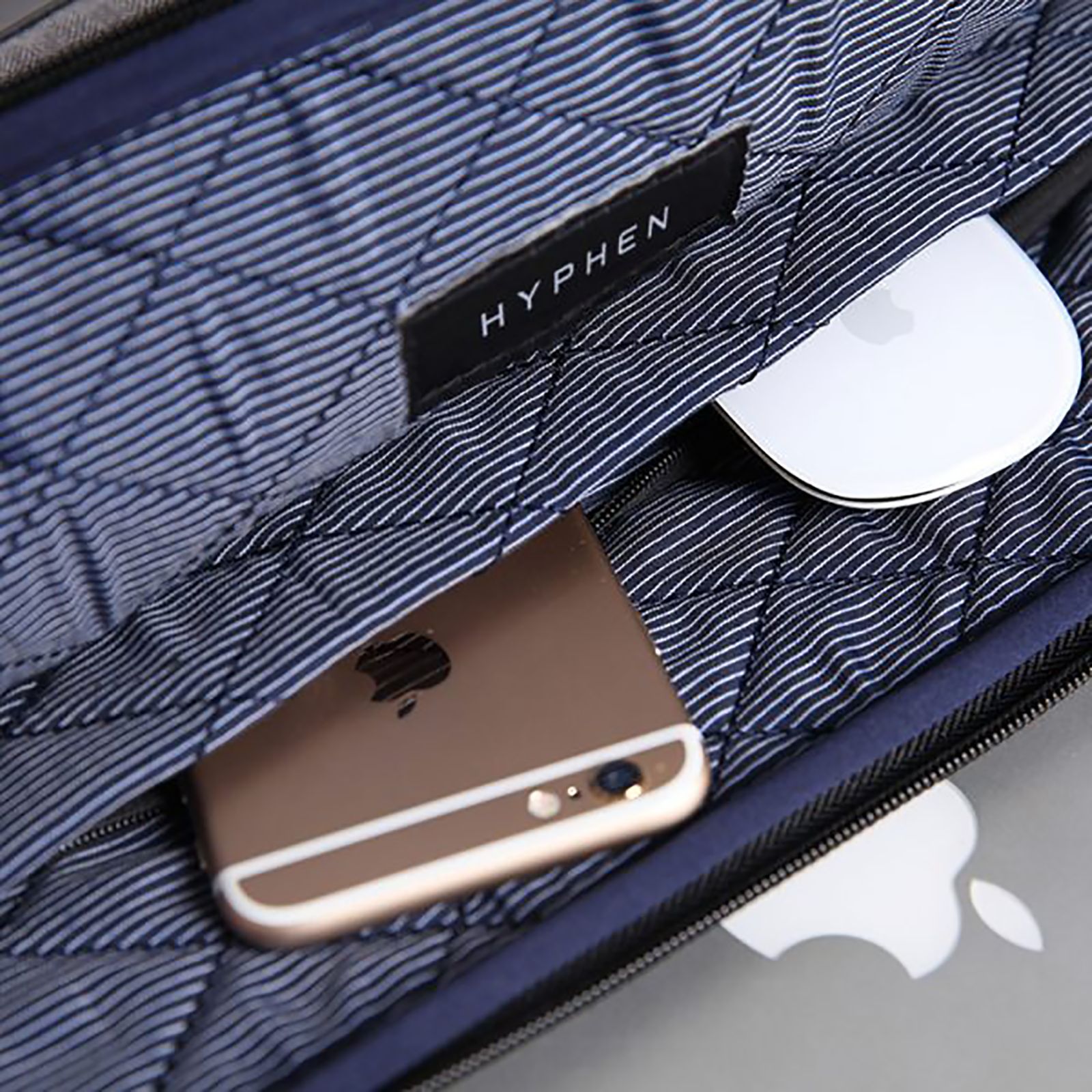 HYPHEN ESSE 301 Fabric, Polyester Laptop Sleeve for 13.3 Inch Laptop (Stylish Design with Carry Strap, Black)_9
