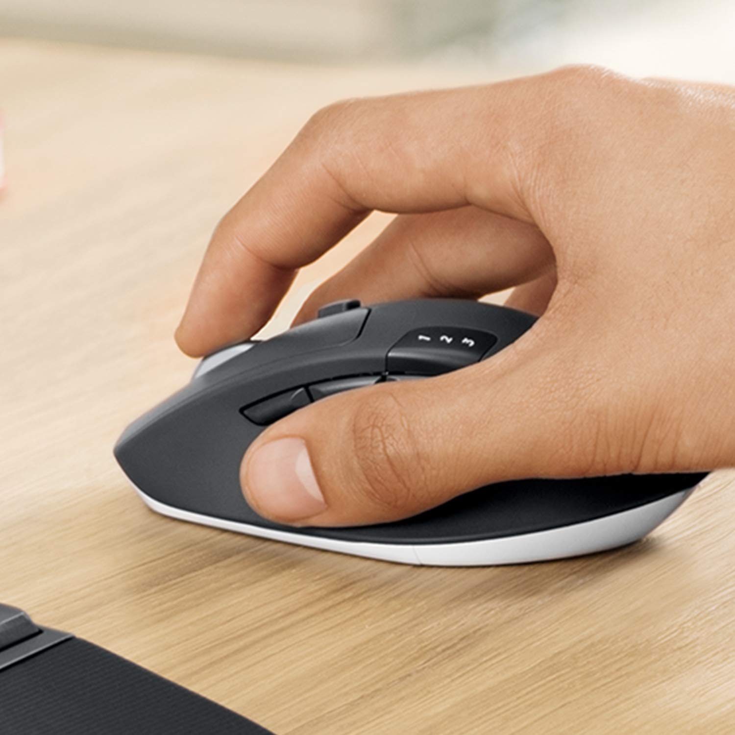 logitech MK850 Wireless Keyboard & Mouse Combo (1000 DPI, Advanced Optical Tracking, Black) logitech MK850 Wireless Keyboard & Mouse Combo (1000 DPI, Advanced Optical Tracking, Black)_4