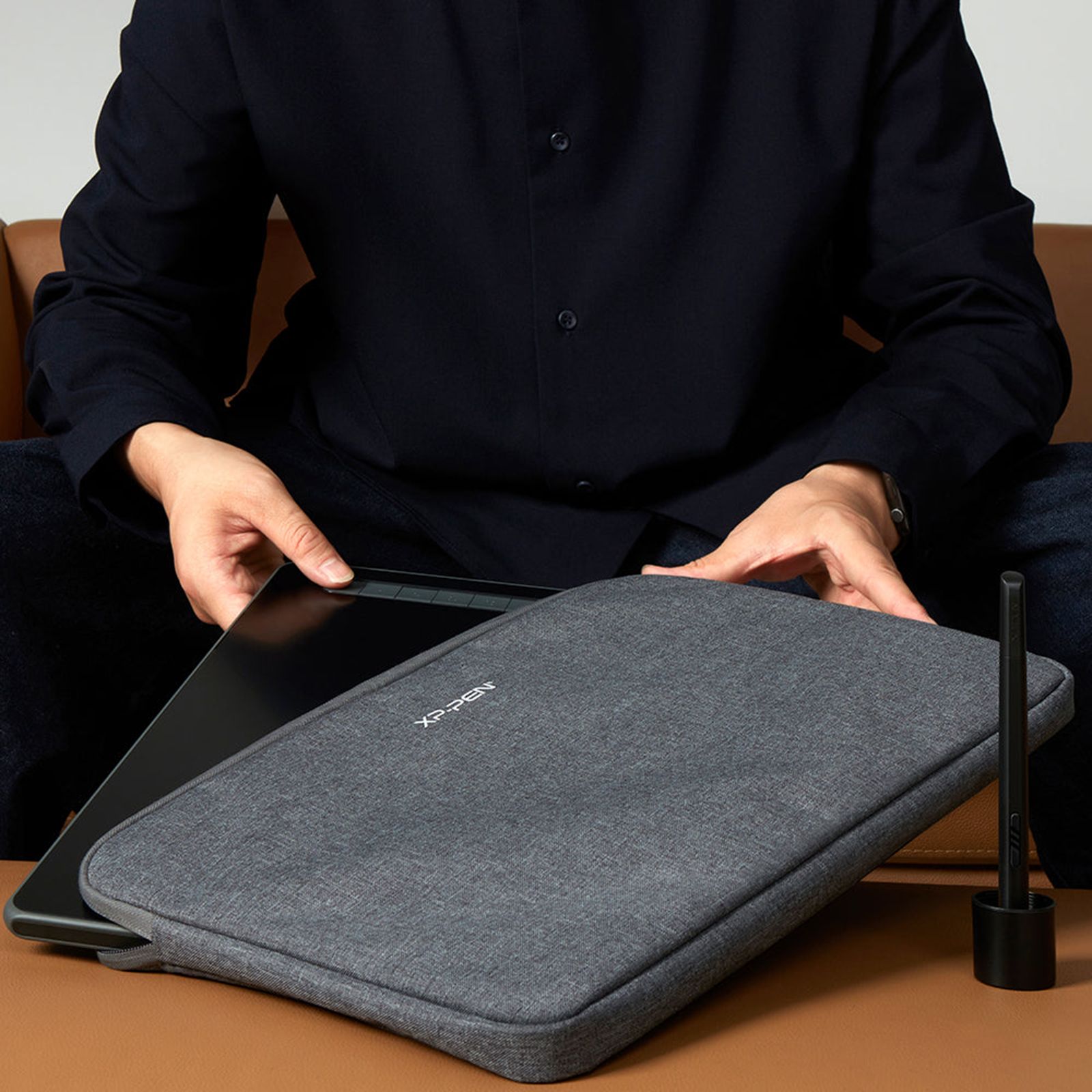 XPPen ACJ09 Polyester Sleeve for 10x6 Inch Tablets (Soft Fluffy Lining, Grey) XPPen ACJ09 Polyester Sleeve for 10x6 Inch Tablets (Soft Fluffy Lining, Grey)_8