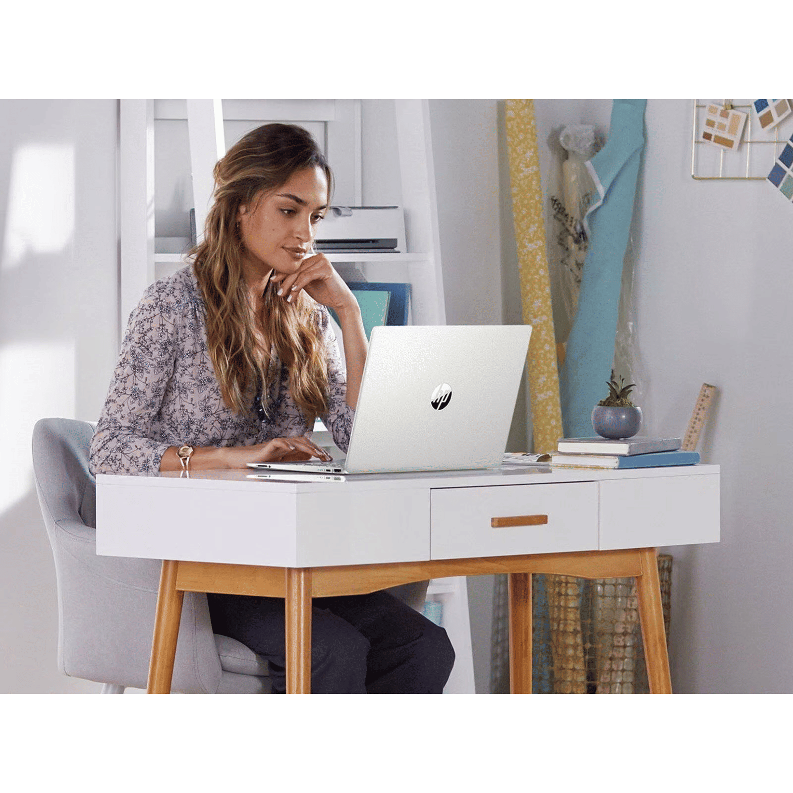 HP 15s fq5330TU Intel Core i5 12th Generation Thin & Light Laptop (16GB, 512GB SSD, Windows 11 Home, 15.6 inch Diagonal Full HD Display,  MS Office 2021, Natural Silver, 1.69 kg) _6