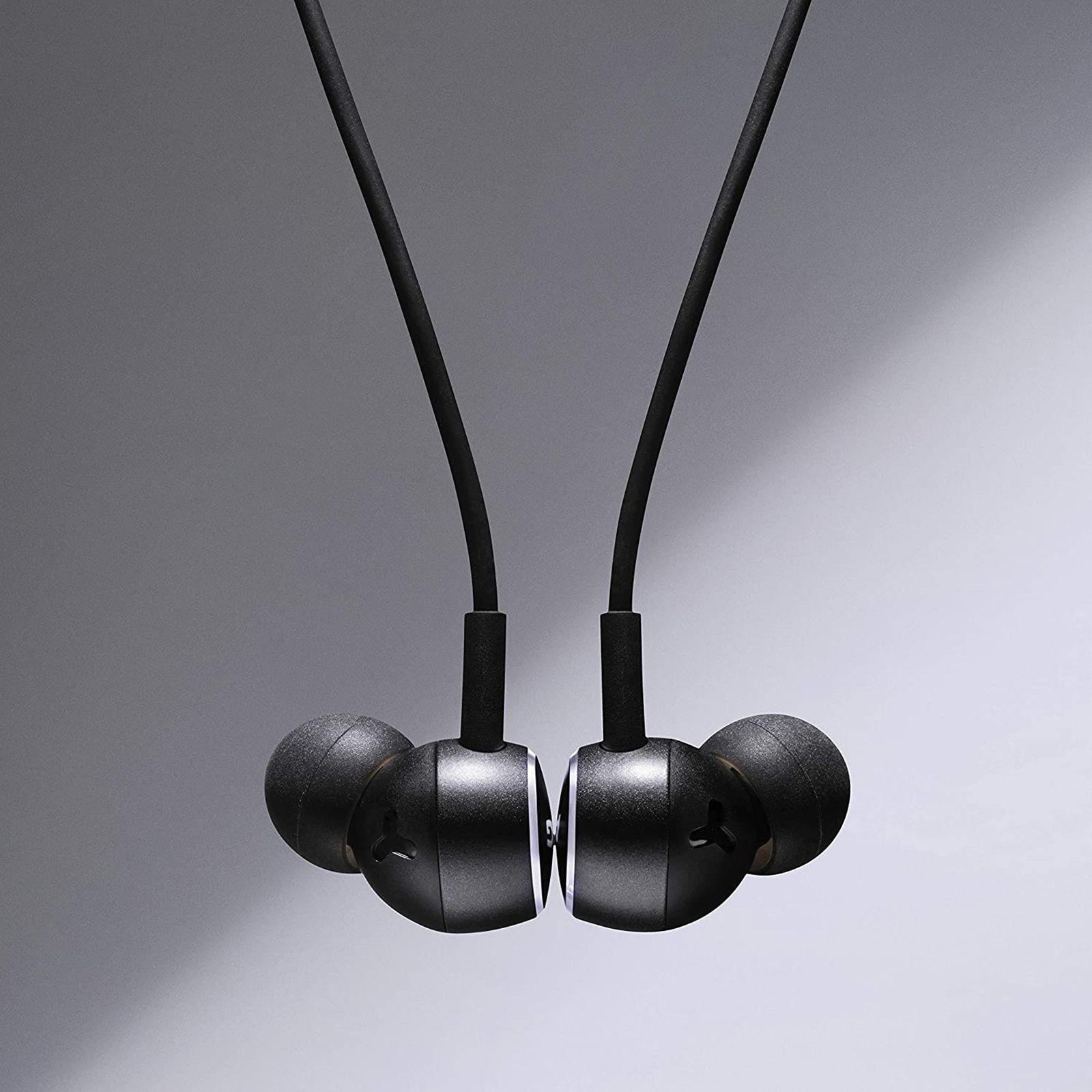 SAMSUNG AKG Y100 GP-Y100HAHHBAC Neckband (Multi-Point Connectivity, Blue) SAMSUNG AKG Y100 GP-Y100HAHHBAC Neckband (Multi-Point Connectivity, Blue)_13