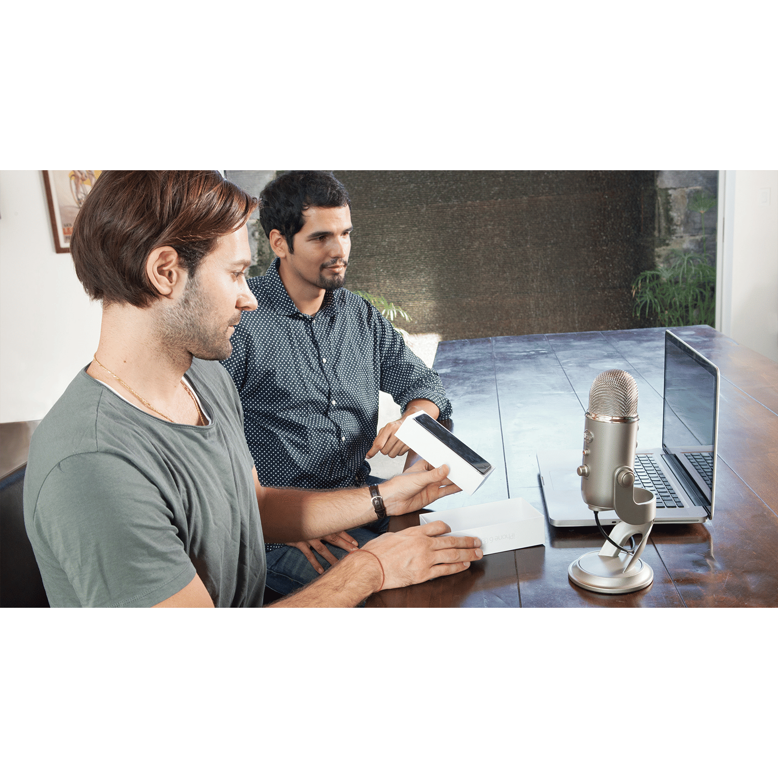 logitech Yeti USB Wired Microphone with HD Audio (Silver) logitech Yeti USB Wired Microphone with HD Audio (Silver)_5