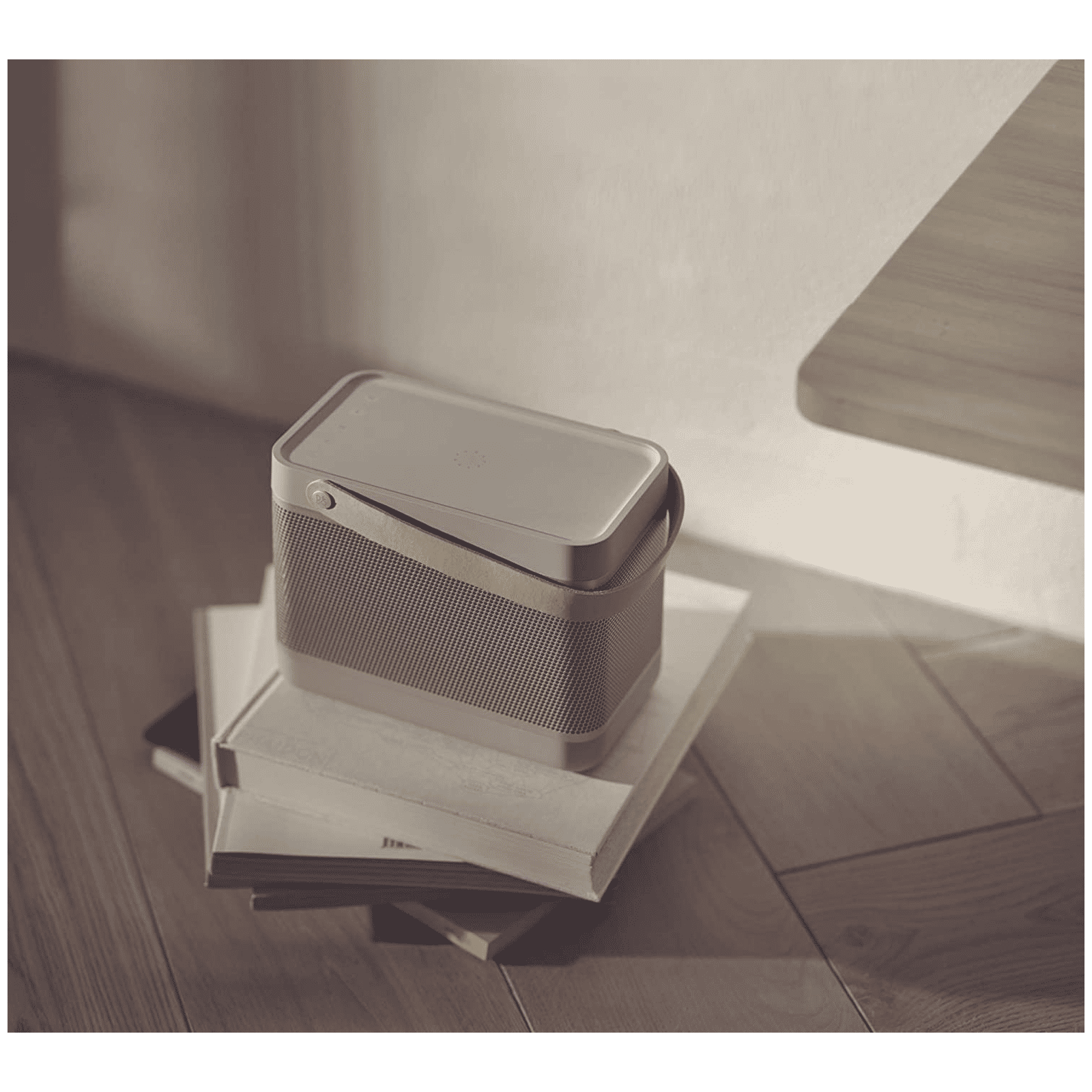 Bang & Olufsen Beolit 20 30W Portable Bluetooth Speaker (8 Hours Playtime, Grey Mist) Bang & Olufsen Beolit 20 30W Portable Bluetooth Speaker (8 Hours Playtime, Grey Mist)_10