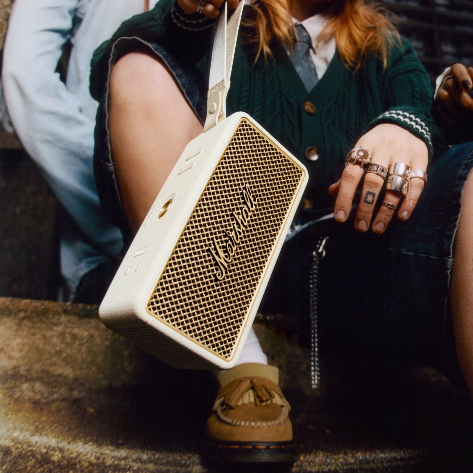Marshall MIDDLETON 2 80W Portable Bluetooth Speaker (IP67 Water Resistant, True Stereophonic, Stereo Channel, Cream)_5