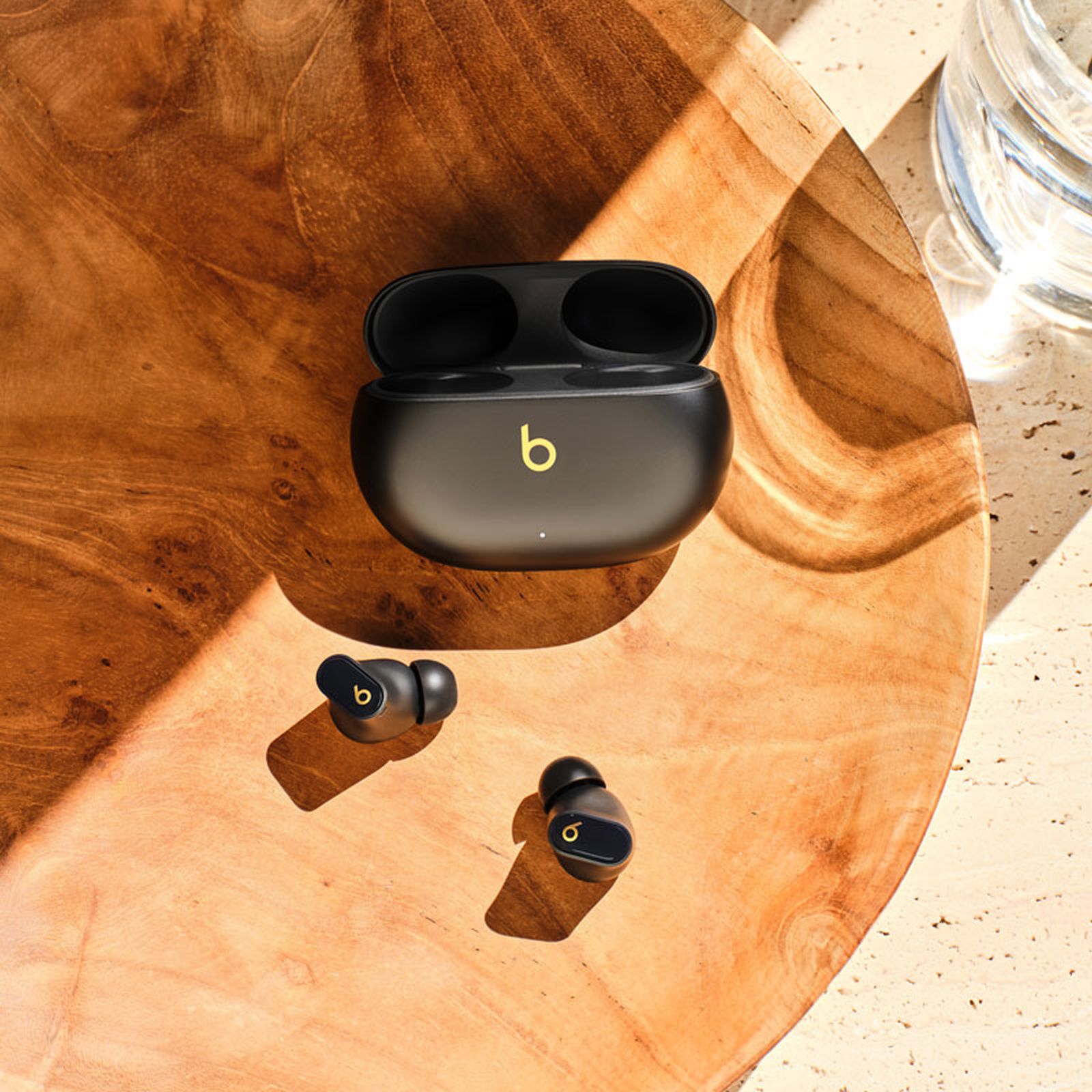 beats Studio Buds Plus TWS Earbuds with Active Noise Cancellation (IPX4 Water & Sweat Resistant, Siri Voice Assistant, Black) beats Studio Buds Plus TWS Earbuds with Active Noise Cancellation (IPX4 Water & Sweat Resistant, Siri Voice Assistant, Black)_6