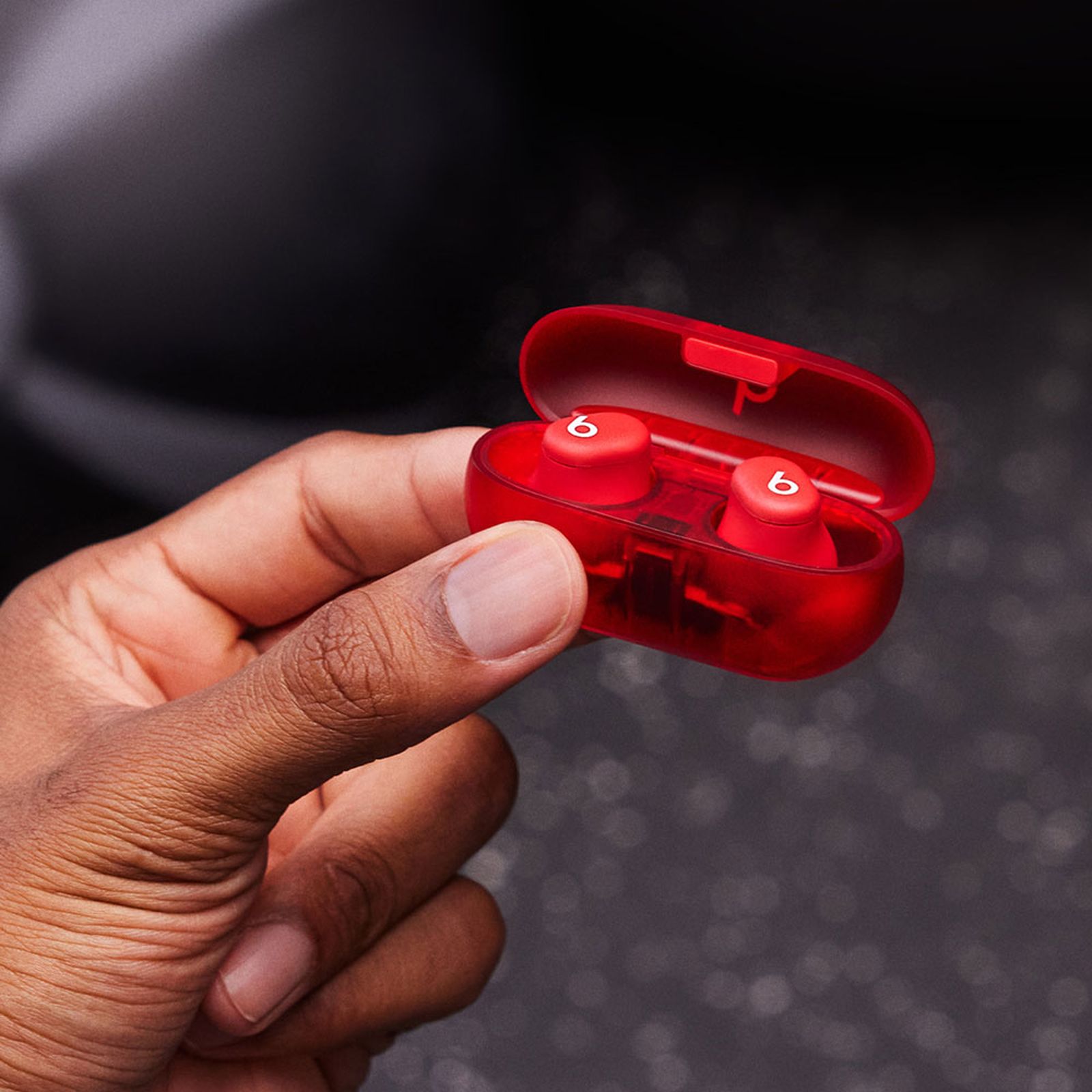 beats Solo TWS Earbuds with Passive Noise Isolation (18 Hours Playback, Transparent Red) beats Solo TWS Earbuds with Passive Noise Isolation (18 Hours Playback, Transparent Red)_8