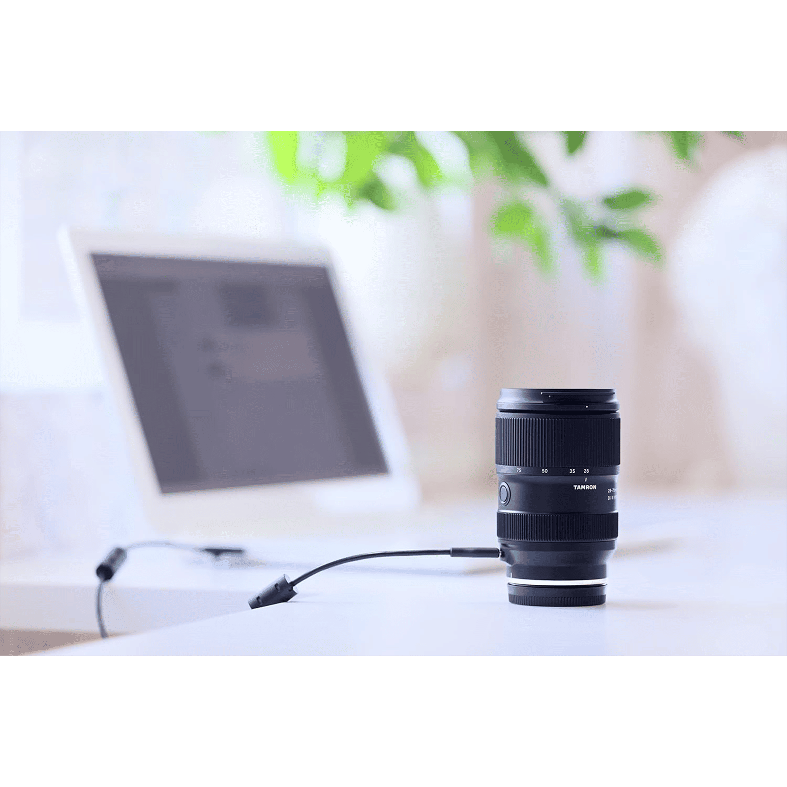 Tamron Di III VXD G2 28-75mm f/2.8 - f/22 Standard Zoom Lens for SONY E Mount (Broad-Band Anti-Reflection Coating) Tamron Di III VXD G2 28-75mm f/2.8 - f/22 Standard Zoom Lens for SONY E Mount (Broad-Band Anti-Reflection Coating)_5