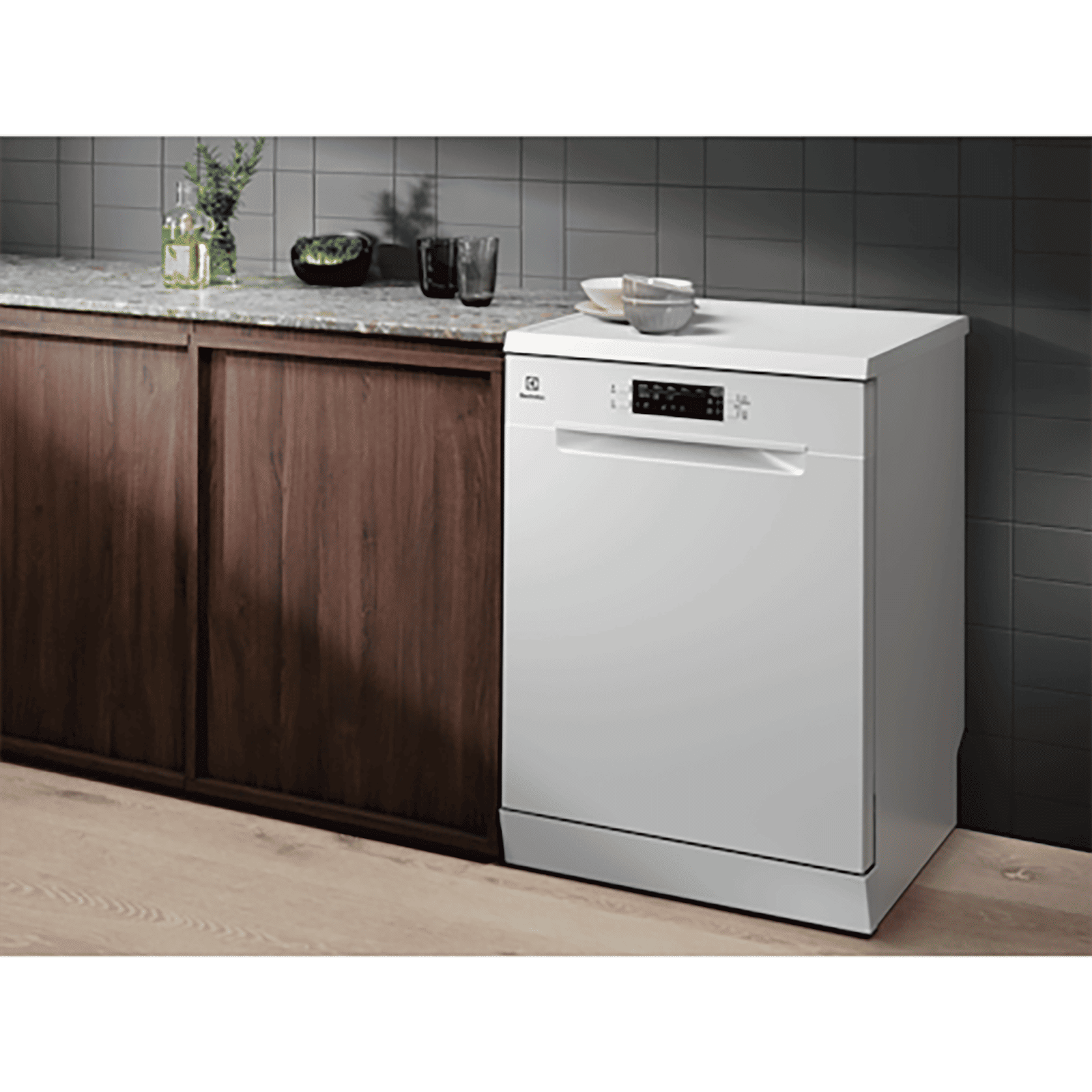 Electrolux UltimateCare 300 13 Place Settings Free Standing Dishwasher with Anti Flood System (White) Electrolux UltimateCare 300 13 Place Settings Free Standing Dishwasher with Anti Flood System (White)_7