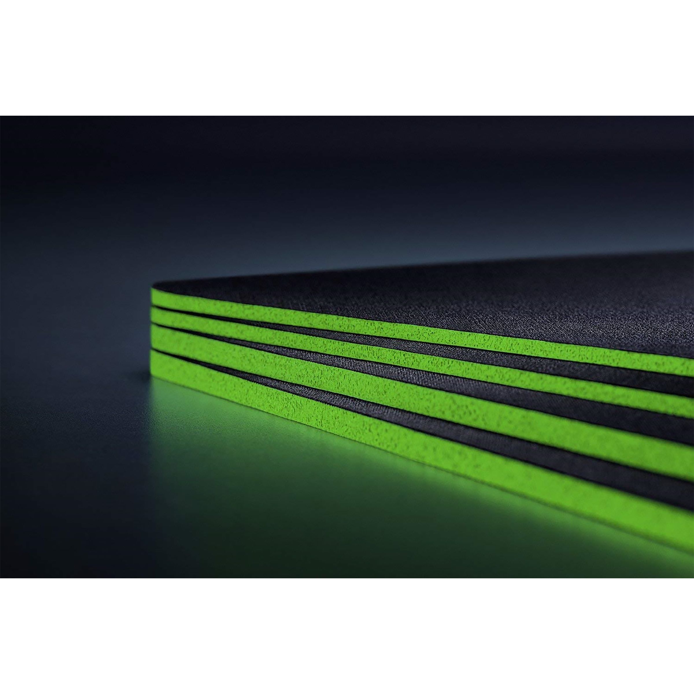 RAZER Gigantus Gaming Mouse Pad (High-Density Rubber Foam, RZ02-03330400-R3M1, Black) RAZER Gigantus Gaming Mouse Pad (High-Density Rubber Foam, RZ02-03330400-R3M1, Black)_5