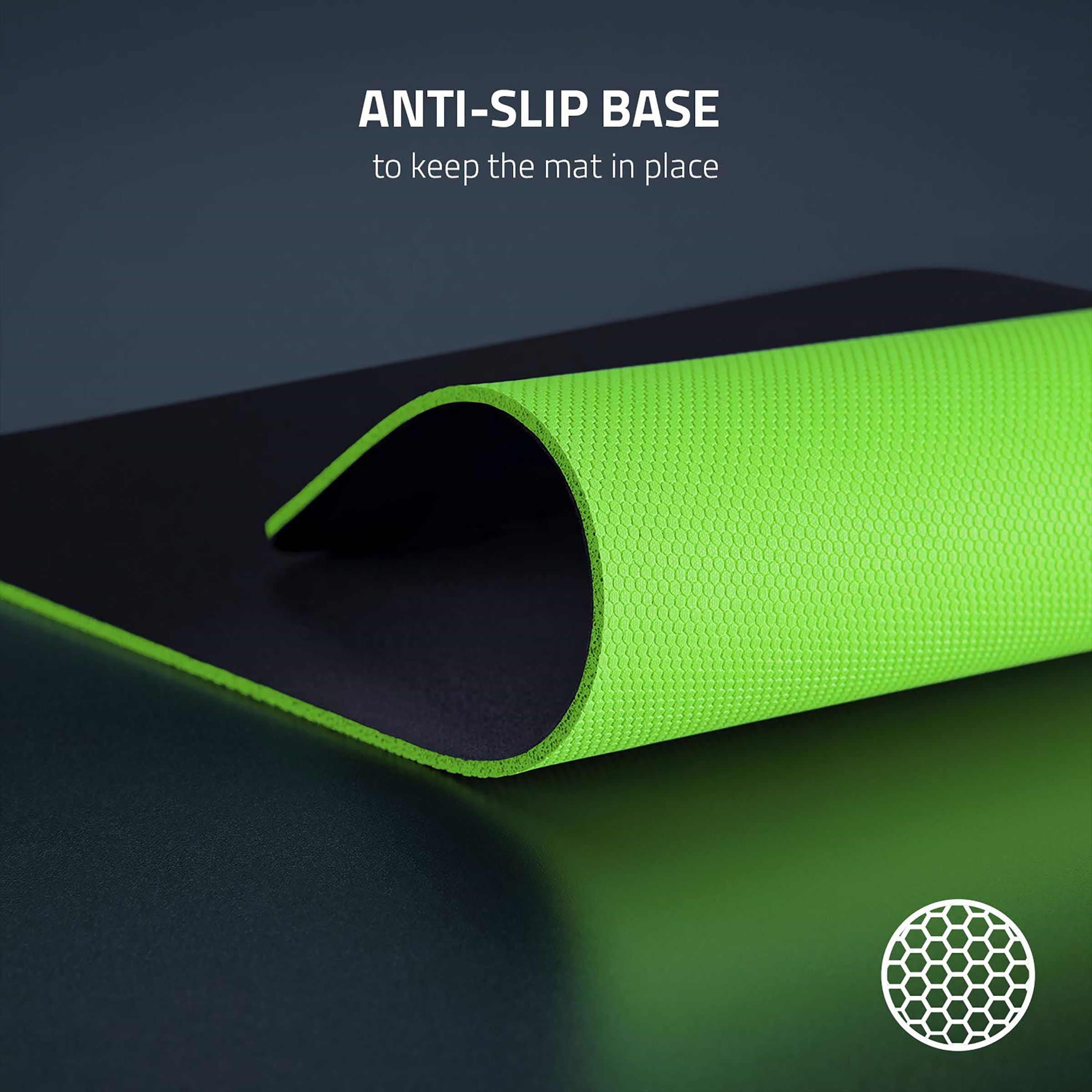 RAZER Gigantus Gaming Mouse Pad (High-Density Rubber Foam, RZ02-03330500-R3M1, Black)_4