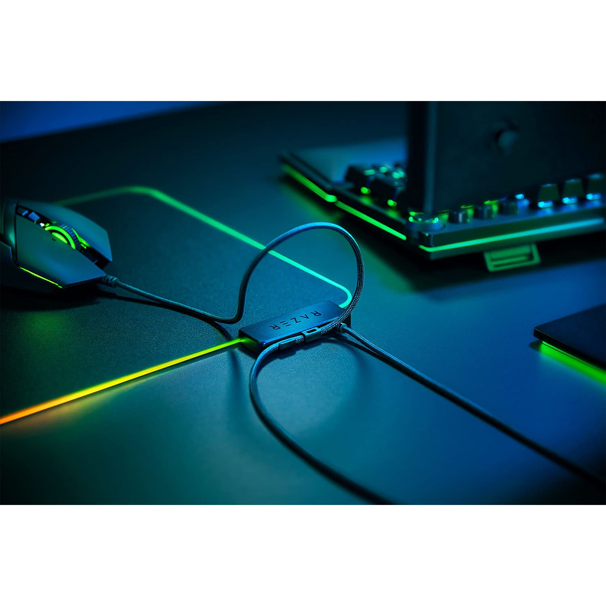 RAZER Firefly Gaming Mousepad (Micro Structured Surface, RZ02-03020100-R3M1, Black) RAZER Firefly Gaming Mousepad (Micro Structured Surface, RZ02-03020100-R3M1, Black)_4