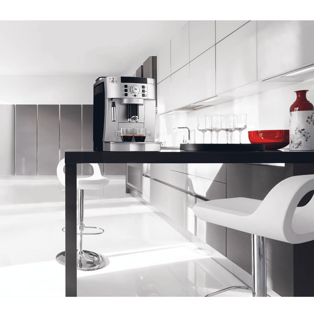 De'Longhi Magnifica S 1450 Watt 2 Cups Automatic Cappuccino & Espresso Coffee Maker with Thermoblock Technology (Silver/Black) De'Longhi Magnifica S 1450 Watt 2 Cups Automatic Cappuccino & Espresso Coffee Maker with Thermoblock Technology (Silver/Black)_5