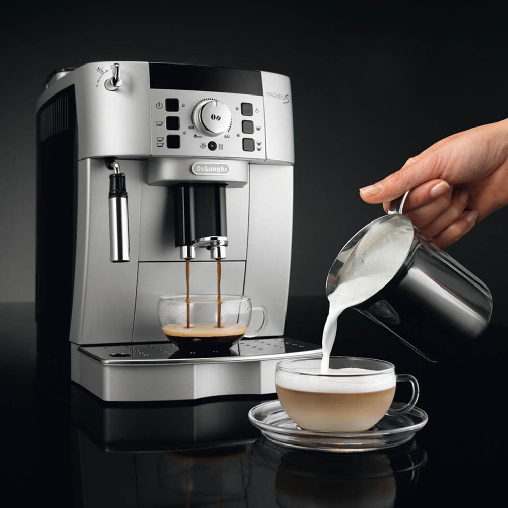 De'Longhi Magnifica S 1450 Watt 2 Cups Automatic Cappuccino & Espresso Coffee Maker with Thermoblock Technology (Silver/Black) De'Longhi Magnifica S 1450 Watt 2 Cups Automatic Cappuccino & Espresso Coffee Maker with Thermoblock Technology (Silver/Black)_7