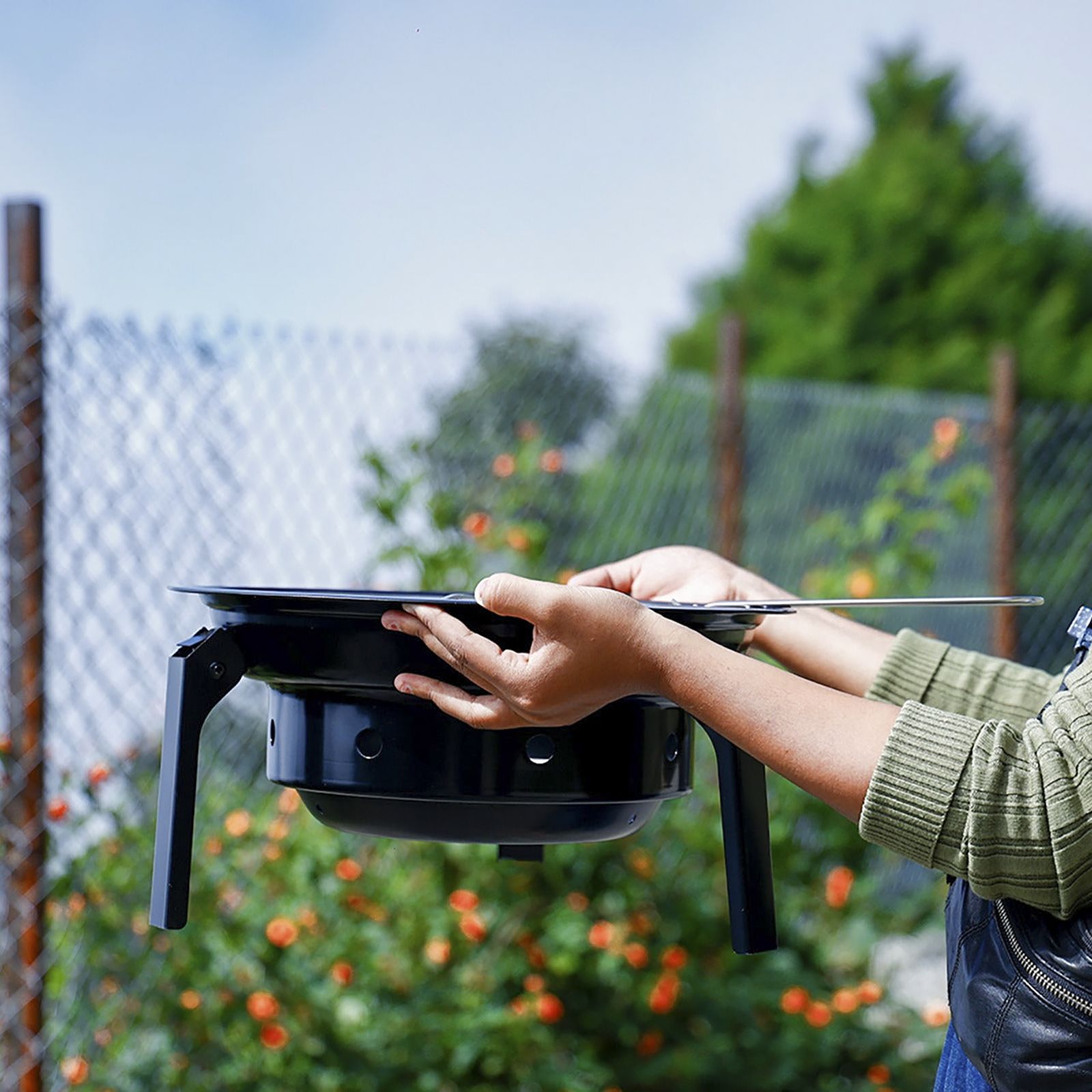 Peng Essential Foldable Charcoal Barbeque Grill (Corrosion Resistant)_12