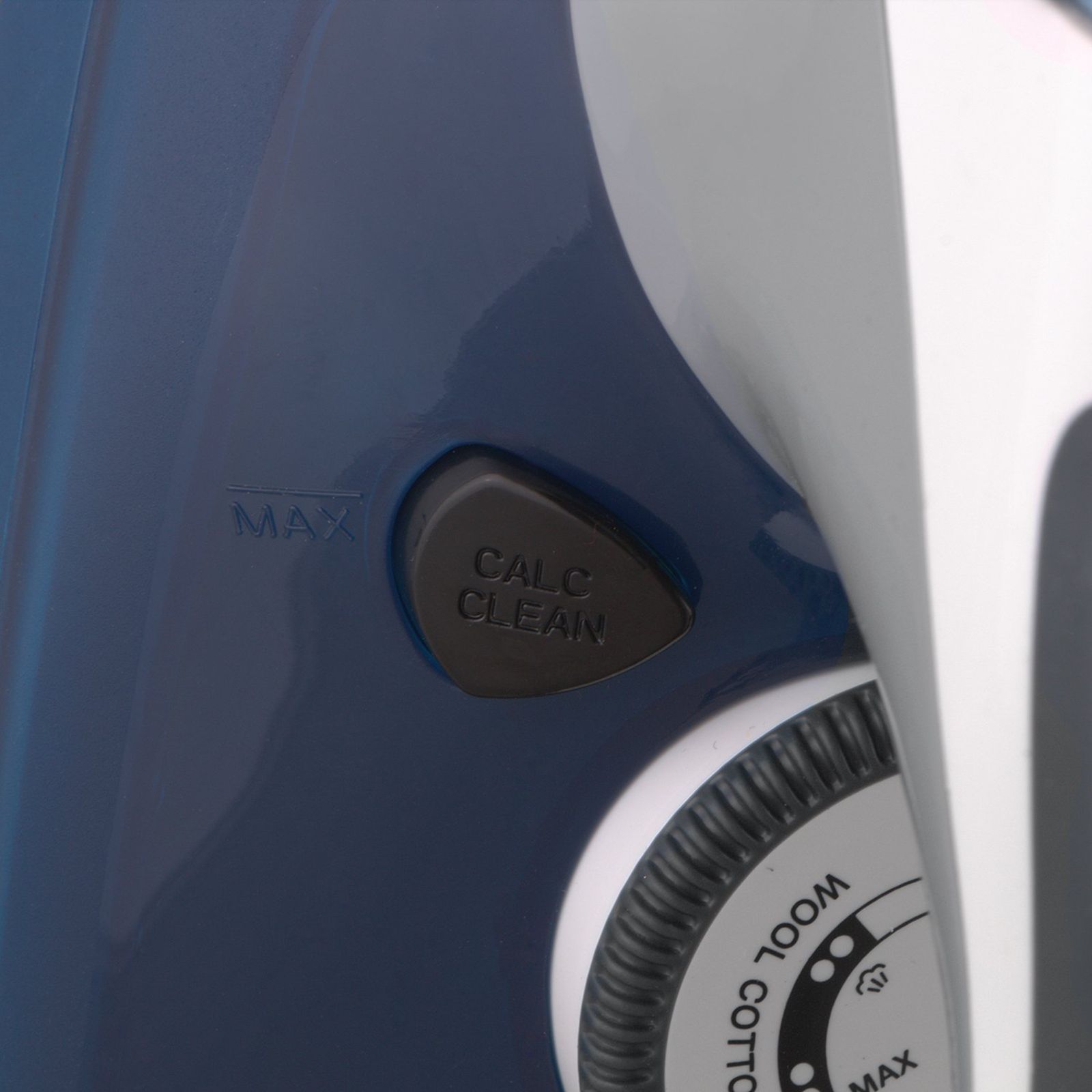 Morphy Richards Super Glide 2000 Watts 350ml Steam Iron (Steam Burst, Blue)_9