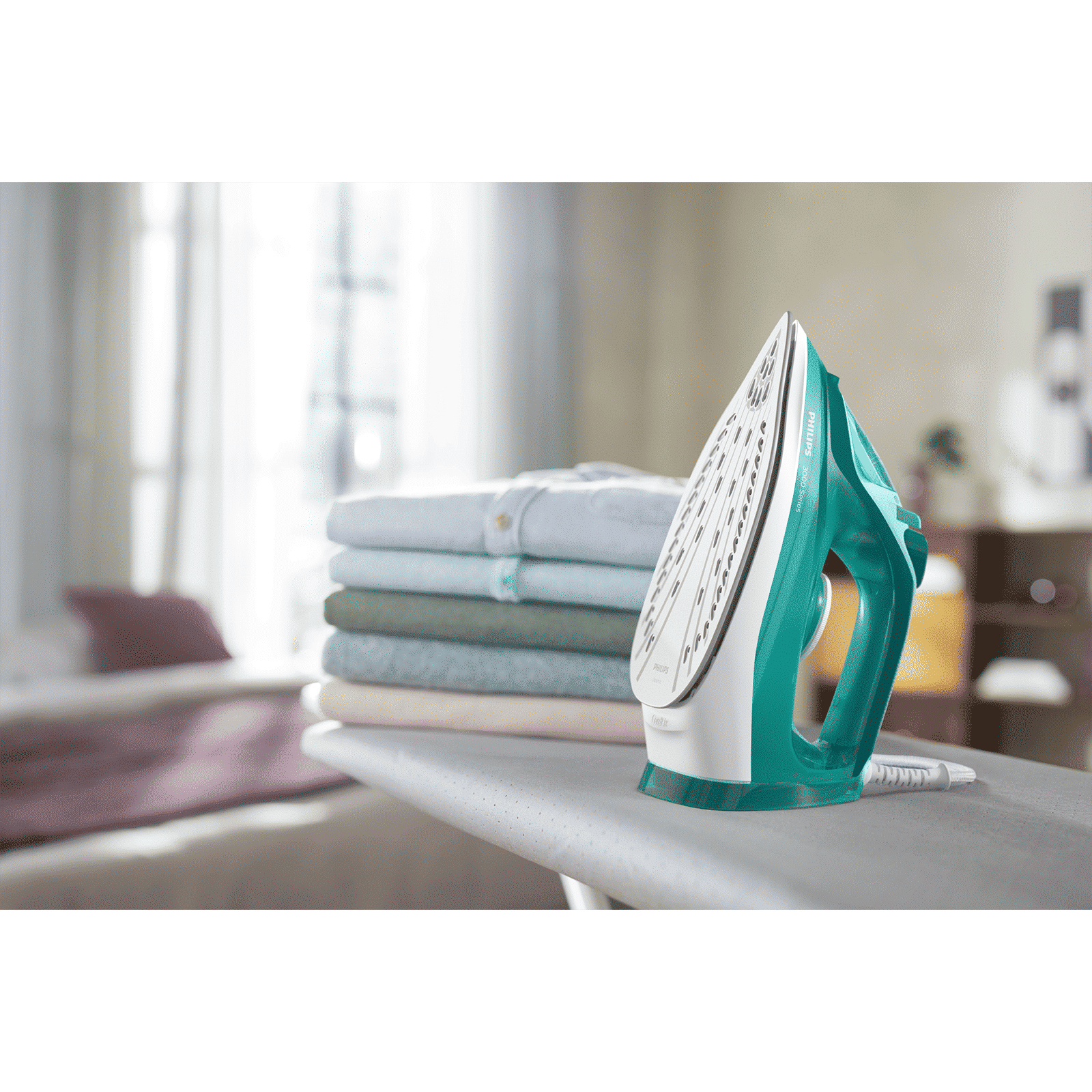 PHILIPS Speed Pro 2400 Watts 300ml Steam Iron (Drip Stop Technology, Green) PHILIPS Speed Pro 2400 Watts 300ml Steam Iron (Drip Stop Technology, Green)_5