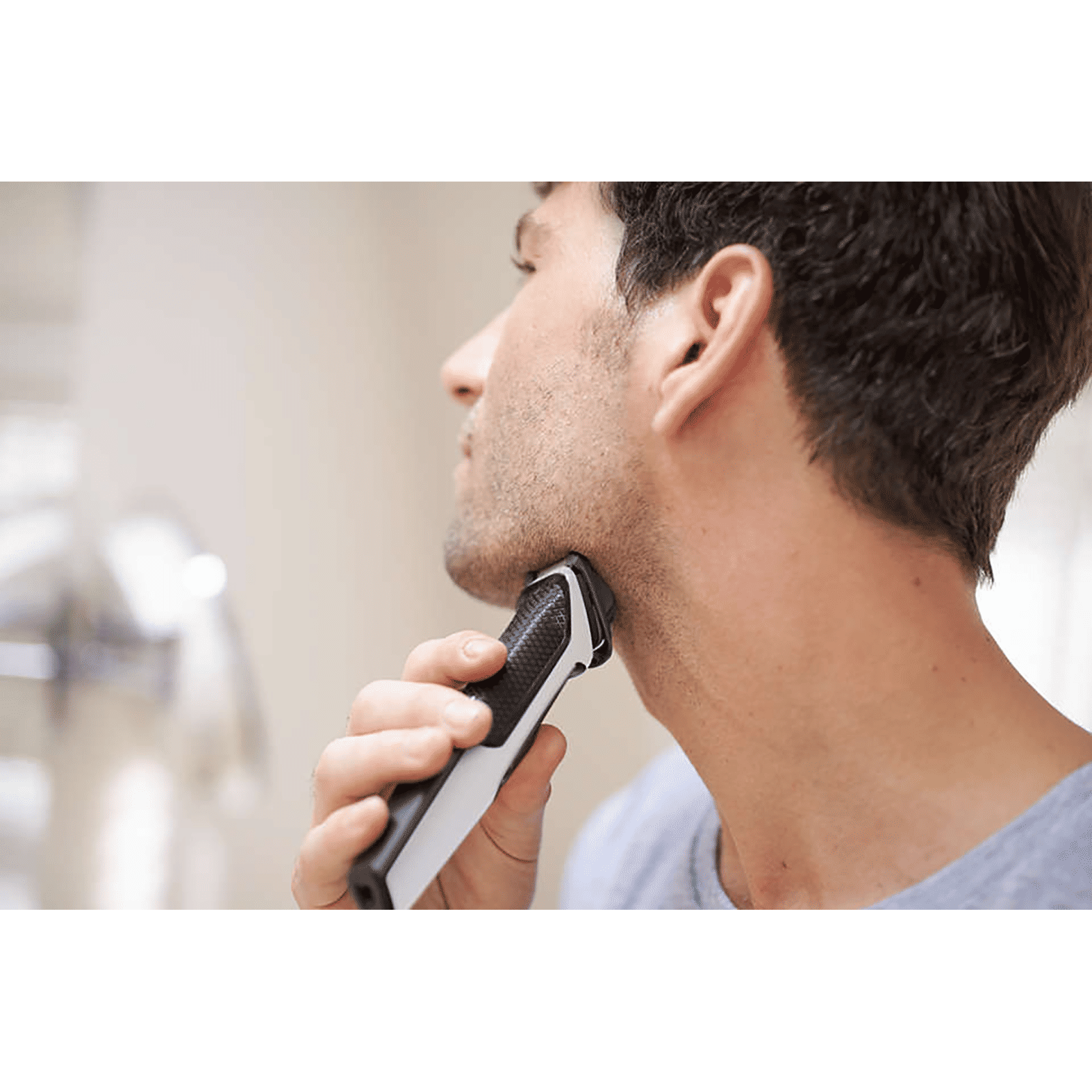 PHILIPS Multigroom Series 3000 7-in-1 Rechargeable Cordless Grooming Kit for Face, Hair and Body for Men (60mins Runtime, Rinseable Attachments, White) PHILIPS Multigroom Series 3000 7-in-1 Rechargeable Cordless Grooming Kit for Face, Hair and Body for Men (60mins Runtime, Rinseable Attachments, White)_4