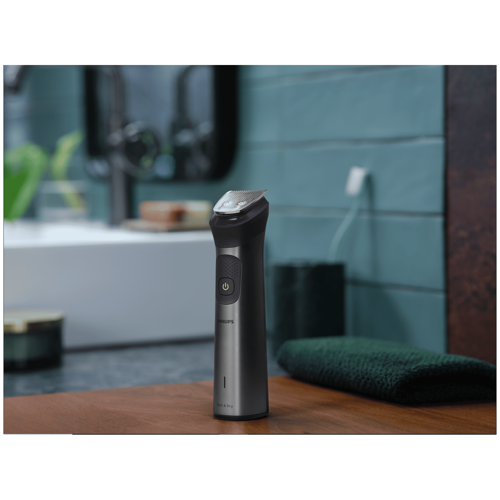 PHILIPS MG7920/65 13-in-1 Rechargeable Cordless Grooming Kit for Face, Head and Body for Men (120mins Runtime, Beard Sense Technology, Grey)_11