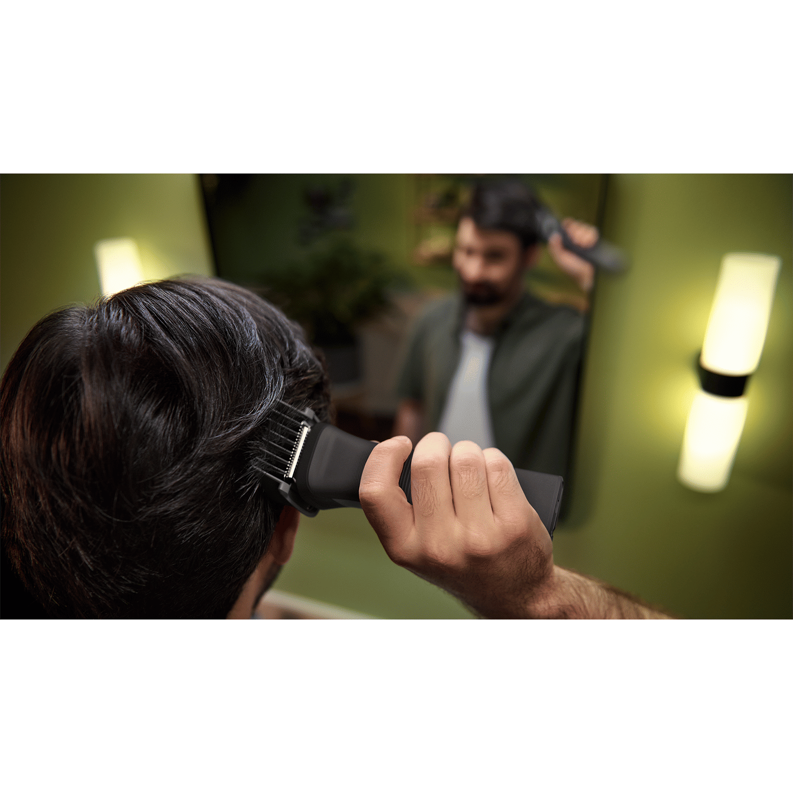PHILIPS MG7920/65 13-in-1 Rechargeable Cordless Grooming Kit for Face, Head and Body for Men (120mins Runtime, Beard Sense Technology, Grey)_4