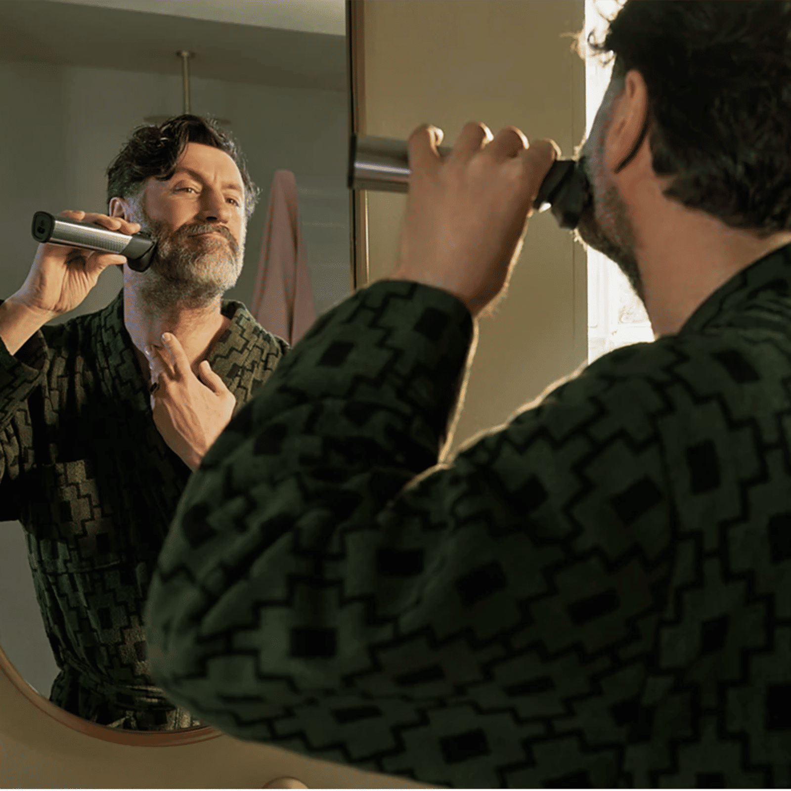 Philips 9000 Series 16-in-1 Rechargeable Cordless Multipurpose Trimmer for Head, Body, Face & Intimate Areas for Men (120min Runtime, BeardSense Technology, Silver) Philips 9000 Series 16-in-1 Rechargeable Cordless Multipurpose Trimmer for Head, Body, Face & Intimate Areas for Men (120min Runtime, BeardSense Technology, Silver)_5