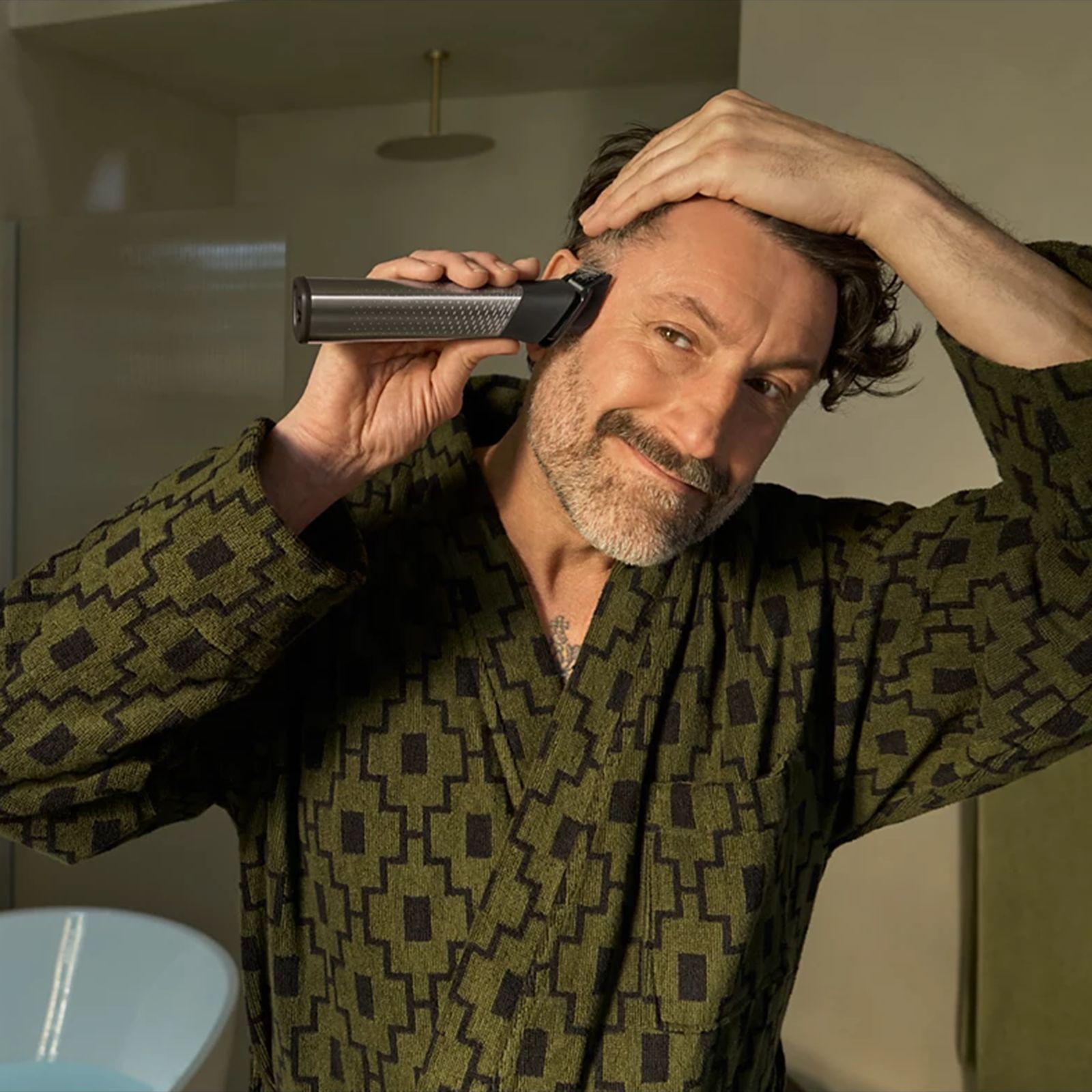 Philips 9000 Series 16-in-1 Rechargeable Cordless Multipurpose Trimmer for Head, Body, Face & Intimate Areas for Men (120min Runtime, BeardSense Technology, Silver) Philips 9000 Series 16-in-1 Rechargeable Cordless Multipurpose Trimmer for Head, Body, Face & Intimate Areas for Men (120min Runtime, BeardSense Technology, Silver)_6
