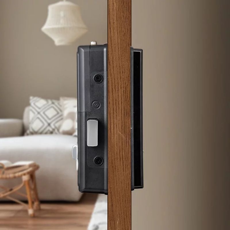 Yale Reflecta Digital Lock (PIN and Fingerprint Access, YREFB, Mirror Finish)_10