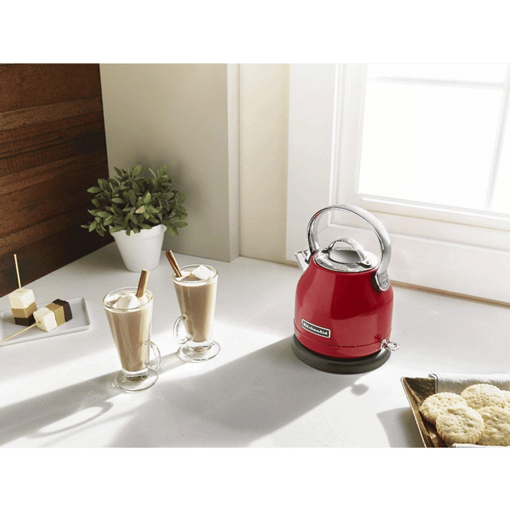 KitchenAid Stella 2200 Watt 1.2 Litre Electric Kettle with LED Indicator Light with On/Off Switch (Empire Red) KitchenAid Stella 2200 Watt 1.2 Litre Electric Kettle with LED Indicator Light with On/Off Switch (Empire Red)_6