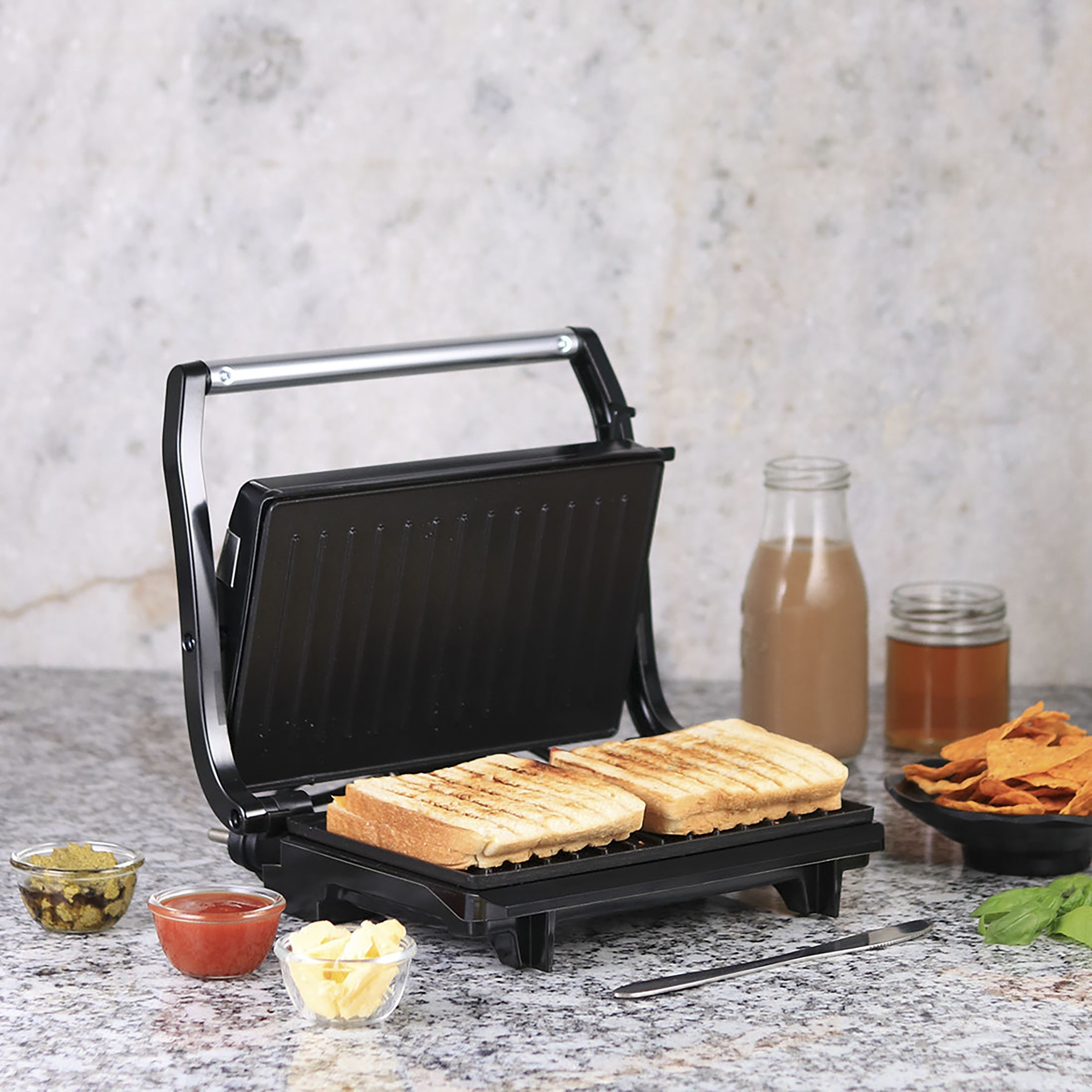 WONDERCHEF Sanjeev Kapoor 640W Foldable Electric Tandoor (Non-Stick Coating) WONDERCHEF Sanjeev Kapoor 640W Foldable Electric Tandoor (Non-Stick Coating)_9
