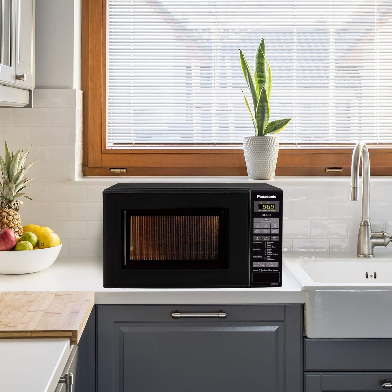 Panasonic 20L Solo Microwave Oven with 51 Autocook Menus (NN-ST266BFDG, Black)_12