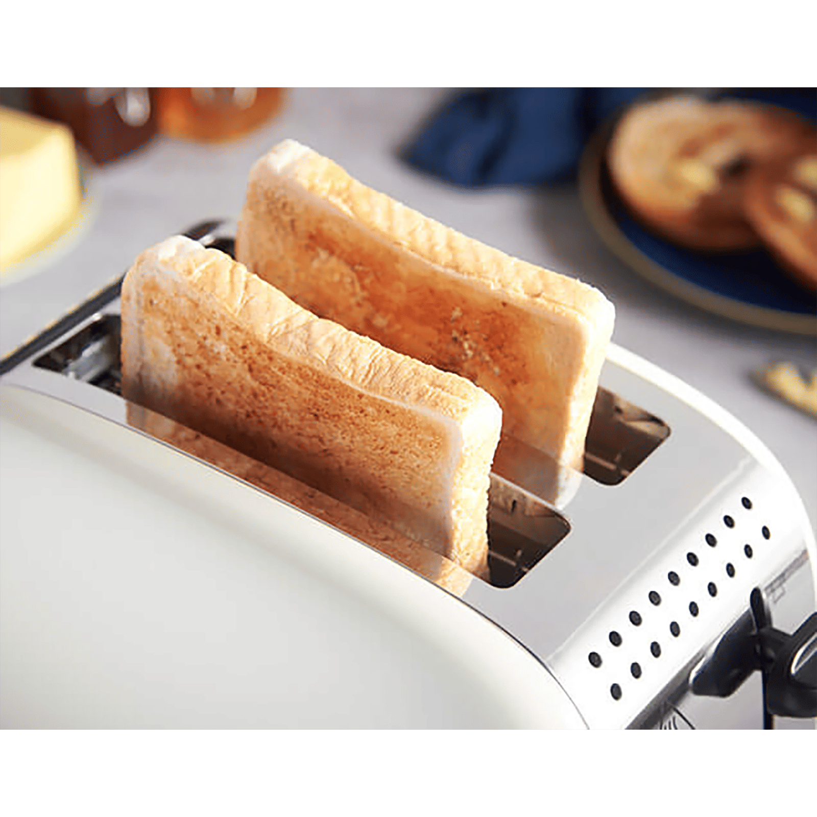 Russell Hobbs Colours Plus 1600W 2 Slice Pop-Up Toaster with Browning Levels (Cream)_7