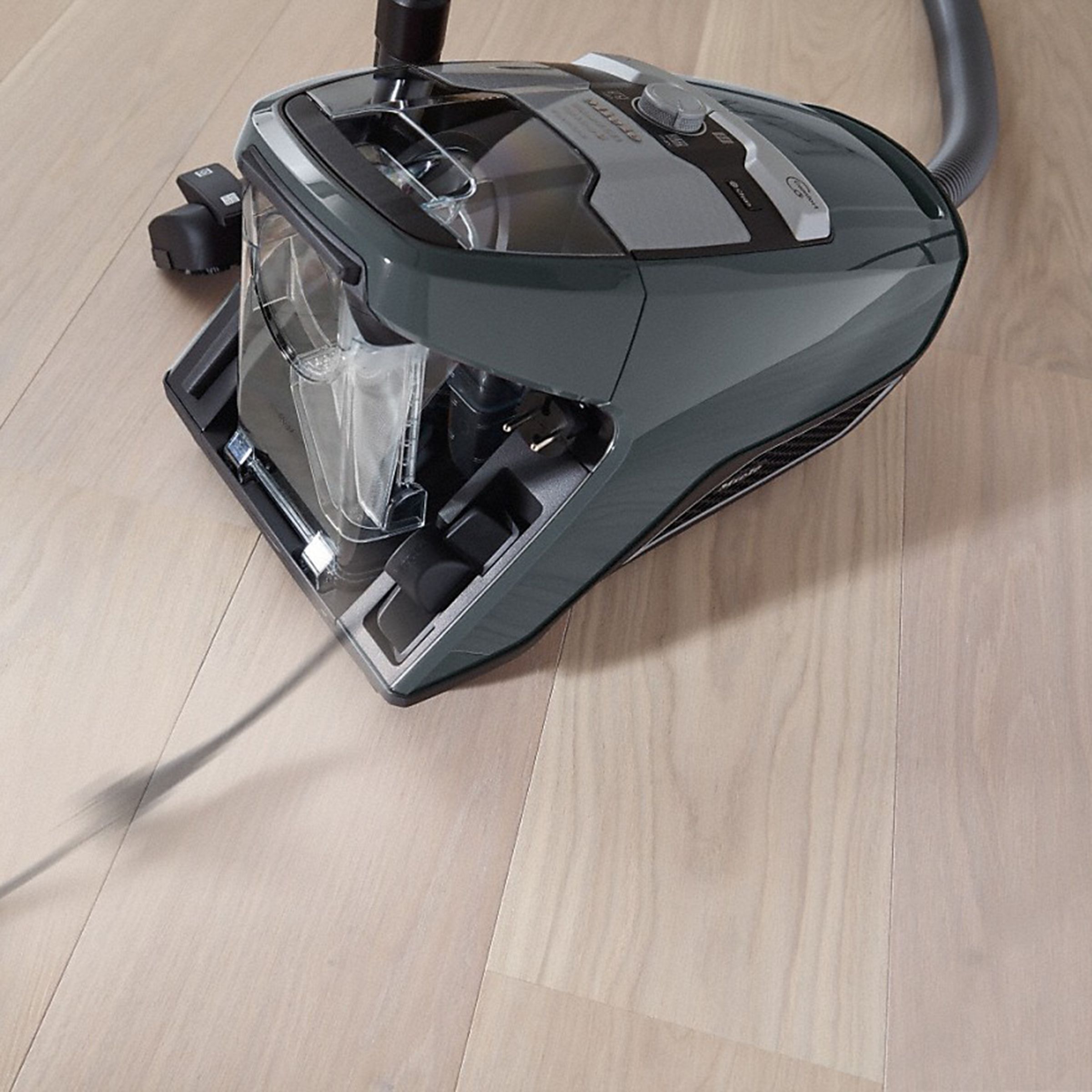 Miele Blizzard CX1 1100W Dry Vacuum Cleaner with Vortex Technology (Hygienic Emptying, Graphite Grey)_3