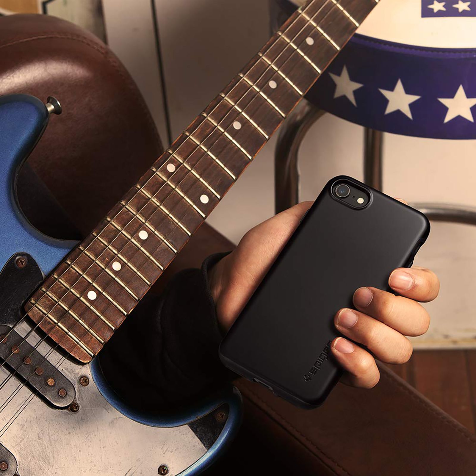 spigen Thin Fit Pro TPU & Polycarbonate Back Cover for Apple iPhone SE (Scratch Resistant, Black)_6