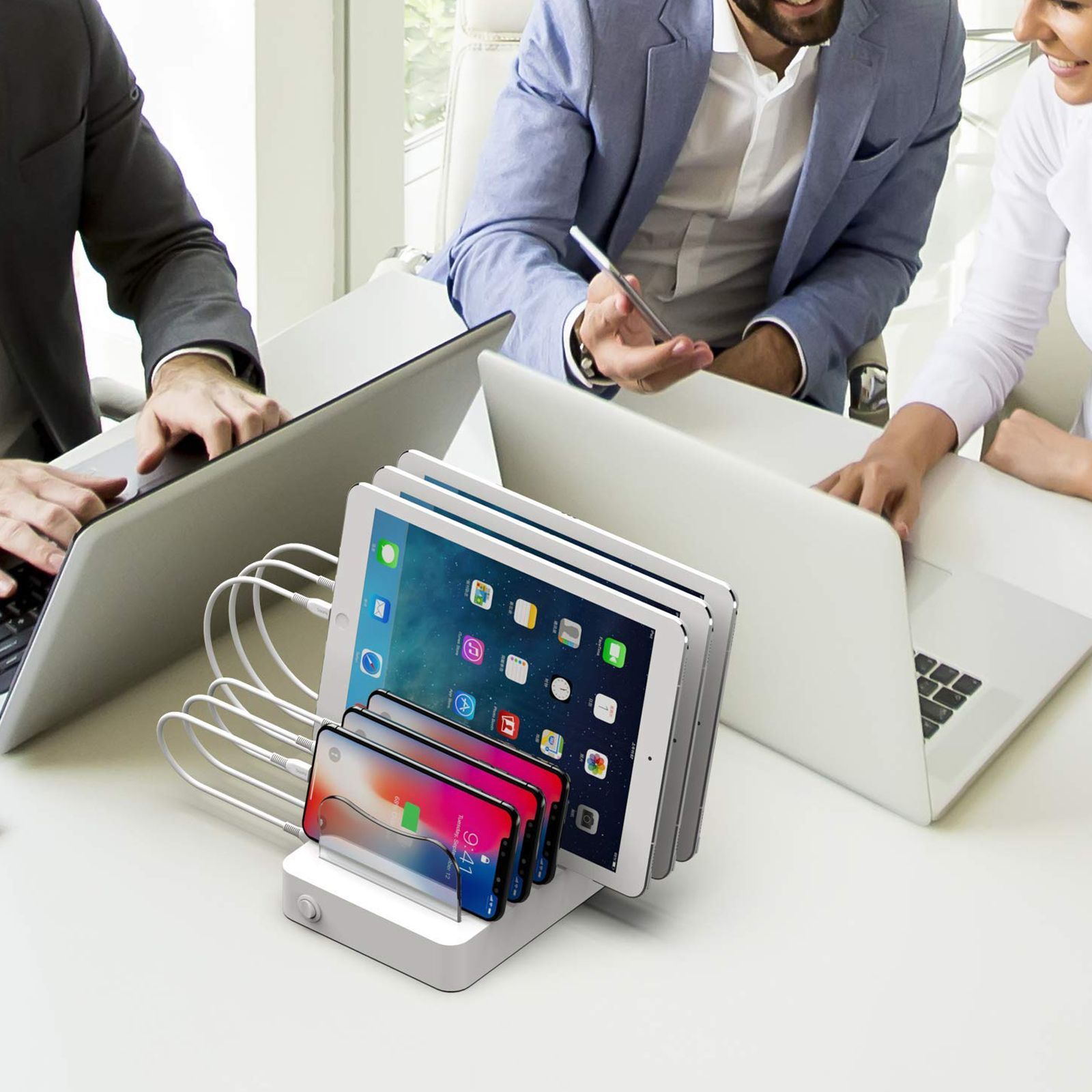 Soopii 22W Type A 4-Port Fast Charging Station (Type A to Type C, Type A to Micro USB & Type A to Lightning Cable, VoltageBoost Technology, White) Soopii 22W Type A 4-Port Fast Charging Station (Type A to Type C, Type A to Micro USB & Type A to Lightning Cable, VoltageBoost Technology, White)_10