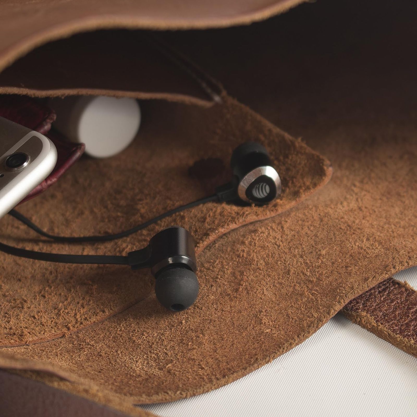 AT&T SEB50 Wired Earphone with Mic (In Ear, Black)_5