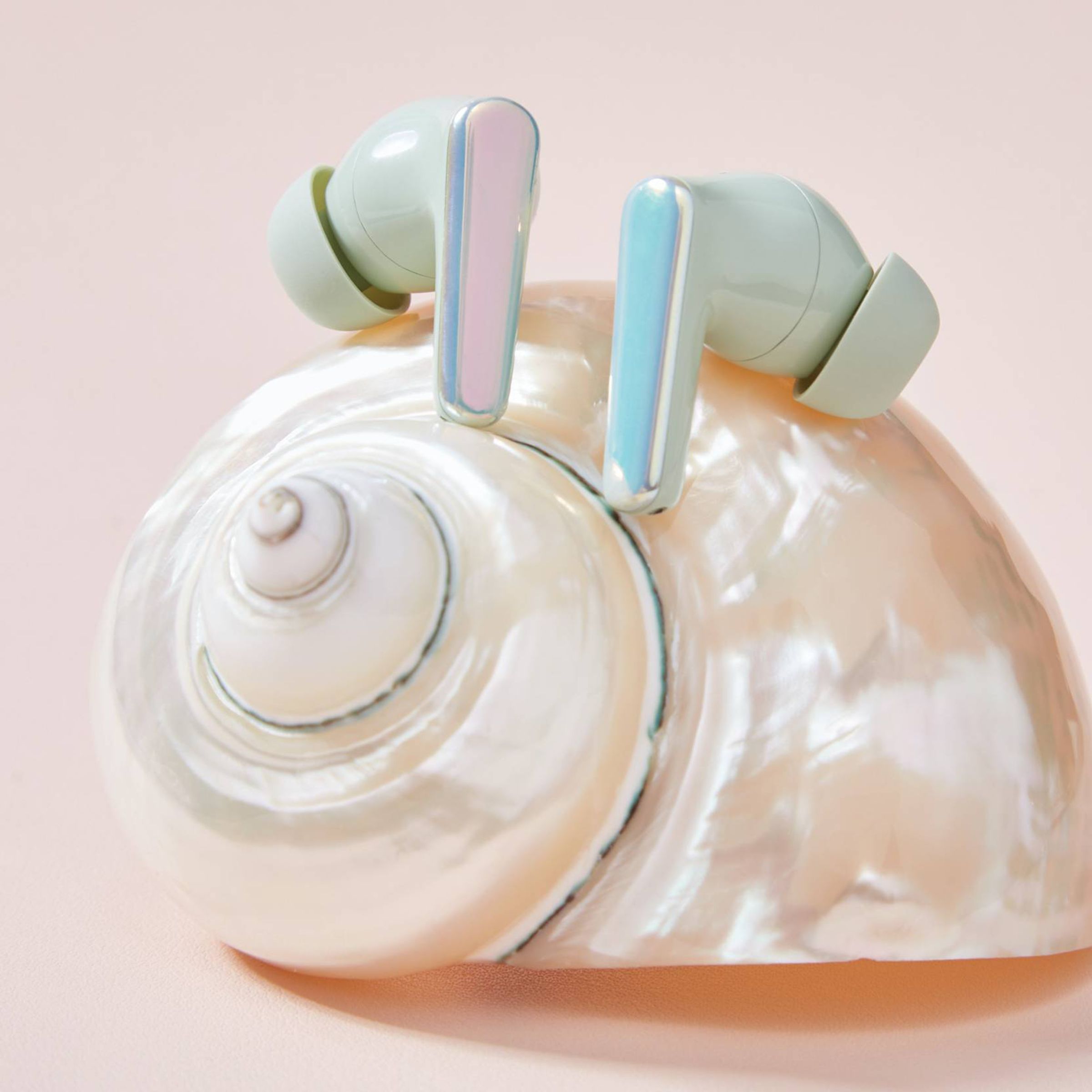 DIZO by realme TechLife Buds Z 790100603 TWS Earbuds with Passive Noise Cancellation (IPX4 Sweat & Water Resistant, 16 Hours Playback, Leaf)_7