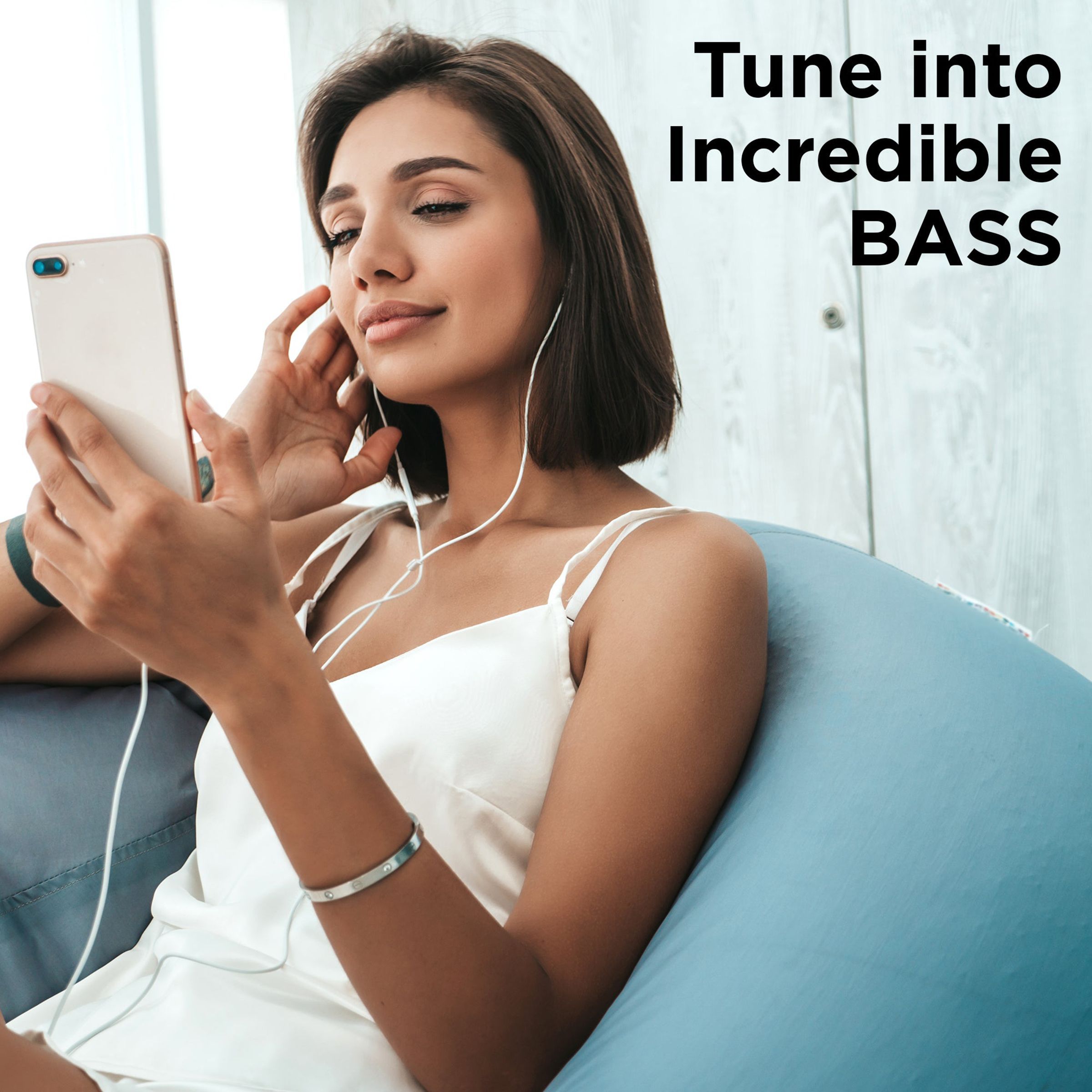 GIZmore ME340 Wired Earphone with Mic (In Ear, White)_4