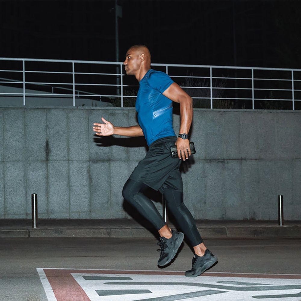 spigen Nitro Force TPU & Polycarbonate Back Cover for Apple iPhone 13 Pro (Air Cushion Technology, Matte Black)_7