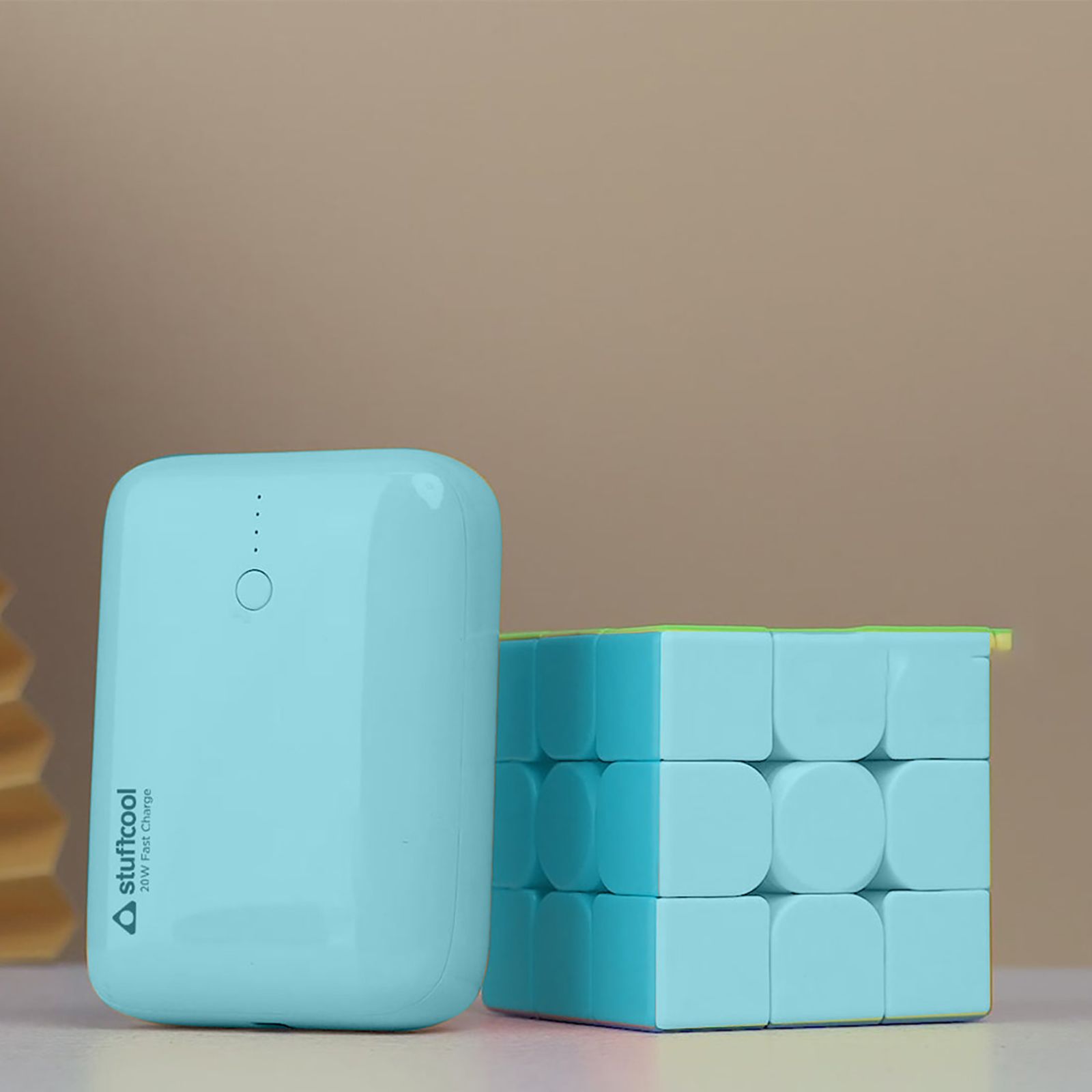 stuffcool Palm Smallest 10000 mAh 22.5W Fast Charging Power Bank (1 Type A and 1 Type C Ports, LED Indicator, Blue) stuffcool Palm Smallest 10000 mAh 22.5W Fast Charging Power Bank (1 Type A and 1 Type C Ports, LED Indicator, Blue)_8