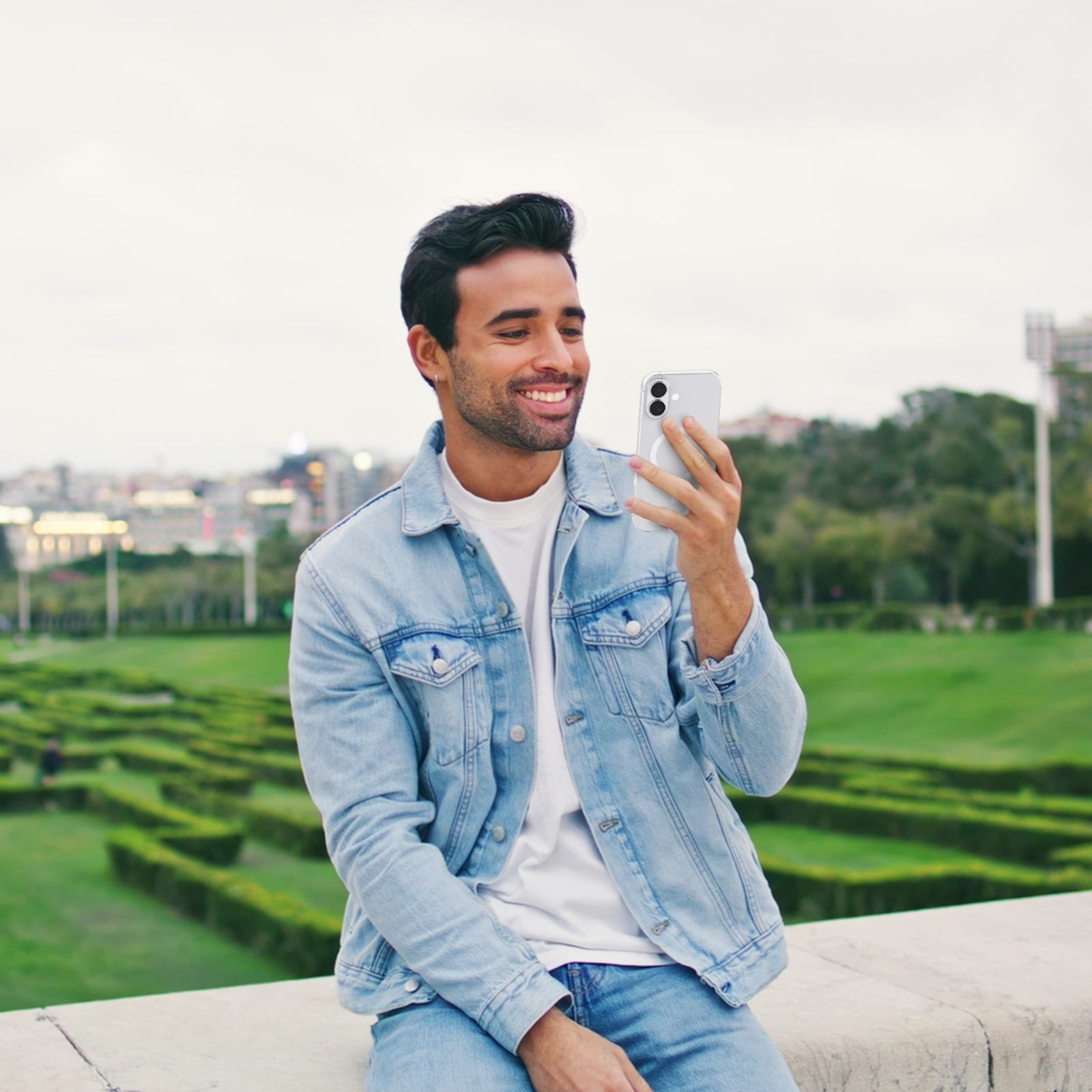 HYPHEN DURO TPU Back Cover & Tempered Glass Combo for Apple iPhone 17 (Magsafe Charging Compatible, Clear)_6