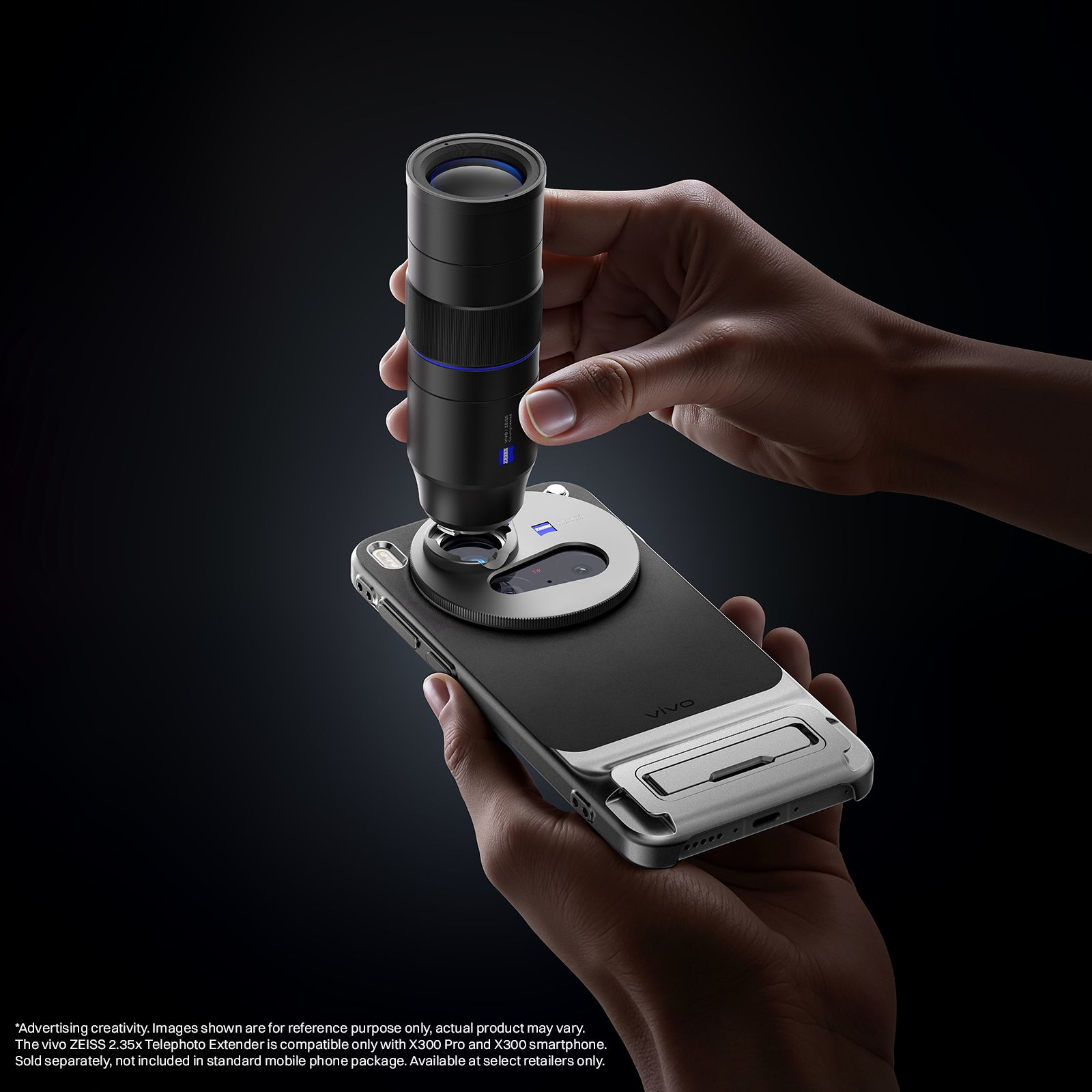 vivo ZEISS 2.35x 200mm Telephoto Zoom Lens Extender for vivo X300 (Snap-on Structure)_1