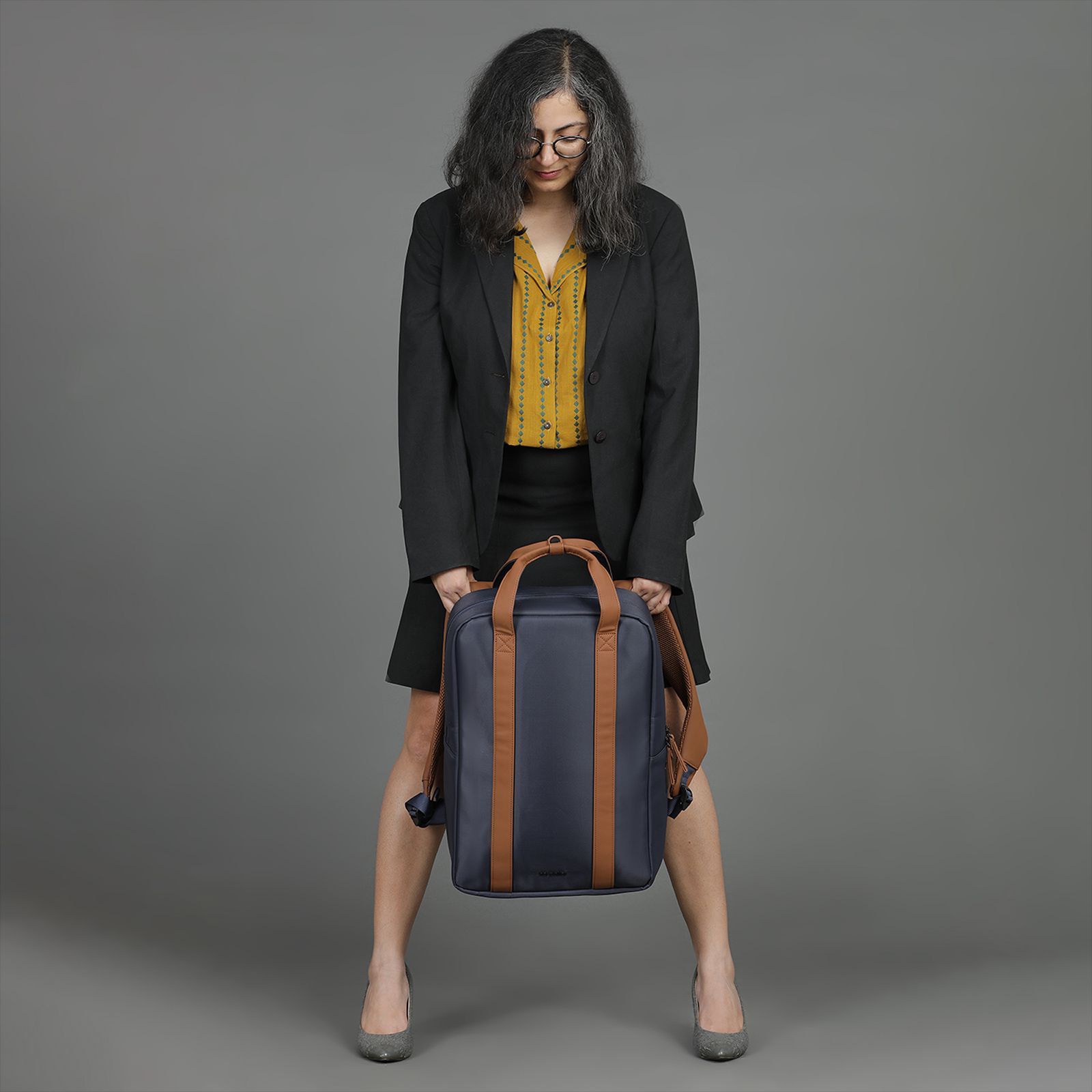 hoi polloi Stanly Nylon, Polyester, PU Laptop Backpack for 16 Inch Laptop (13.8 L, Water Resistant, Starry Night Blue & Tan) hoi polloi Stanly Nylon, Polyester, PU Laptop Backpack for 16 Inch Laptop (13.8 L, Water Resistant, Starry Night Blue & Tan)_6