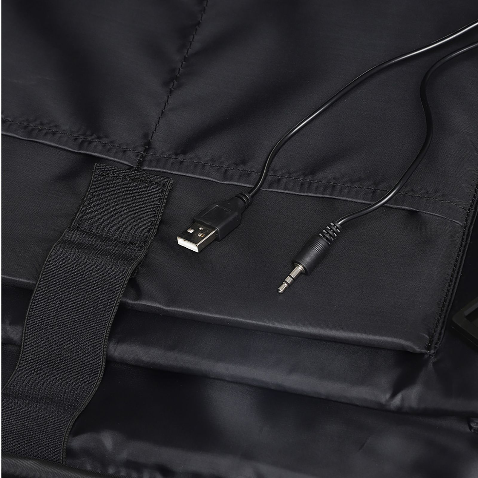 Cariall Stark Polyester Trolley Bag (Built-In Charging Cable, CAON0001, Black)_17