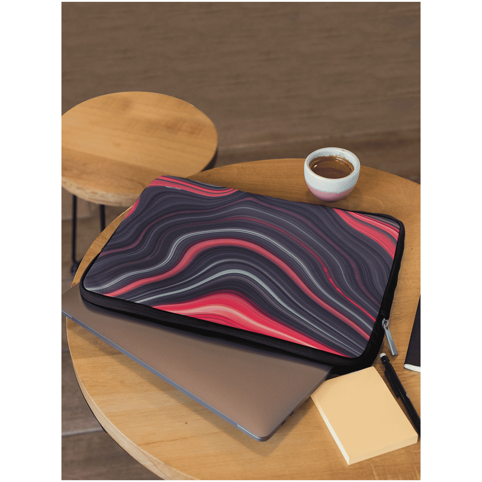 macmerise Liquid Funk Black Neoprene Sleeve for 13 Inch Laptop (Matte Finish, L13SLEVSM4296, Multicolor) macmerise Liquid Funk Black Neoprene Sleeve for 13 Inch Laptop (Matte Finish, L13SLEVSM4296, Multicolor)_4
