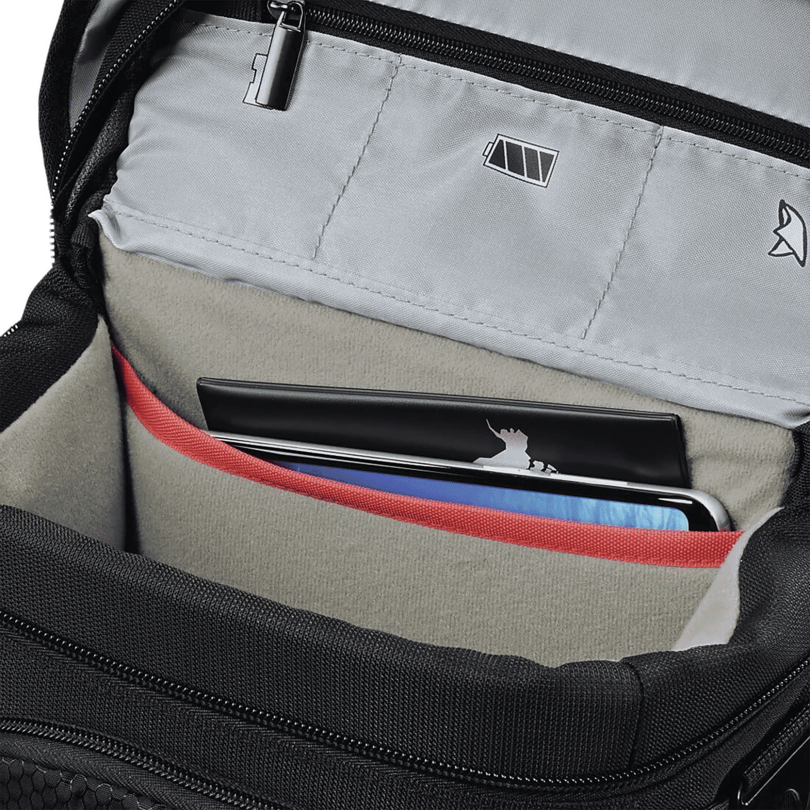 hama Pittsburgh Polyester Camera Shoulder Bag For DSLR ( Adjustable Tripod Holders under the Mesh Pockets , 185010 , Black ) hama Pittsburgh Polyester Camera Shoulder Bag For DSLR ( Adjustable Tripod Holders under the Mesh Pockets , 185010 , Black )_7