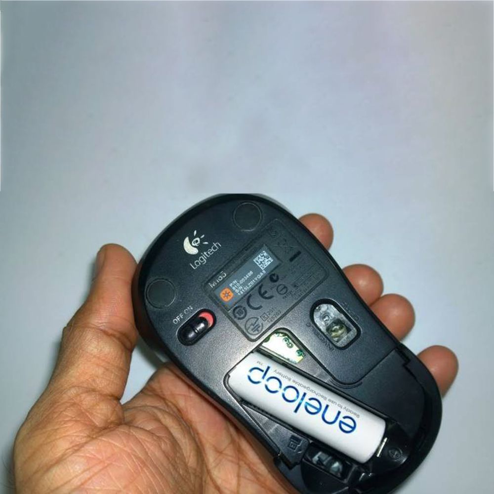 logitech M185 2.4GHz Wireless Smooth Optical Tracking Mouse (1000 DPI, Plug & Play, Grey)_9