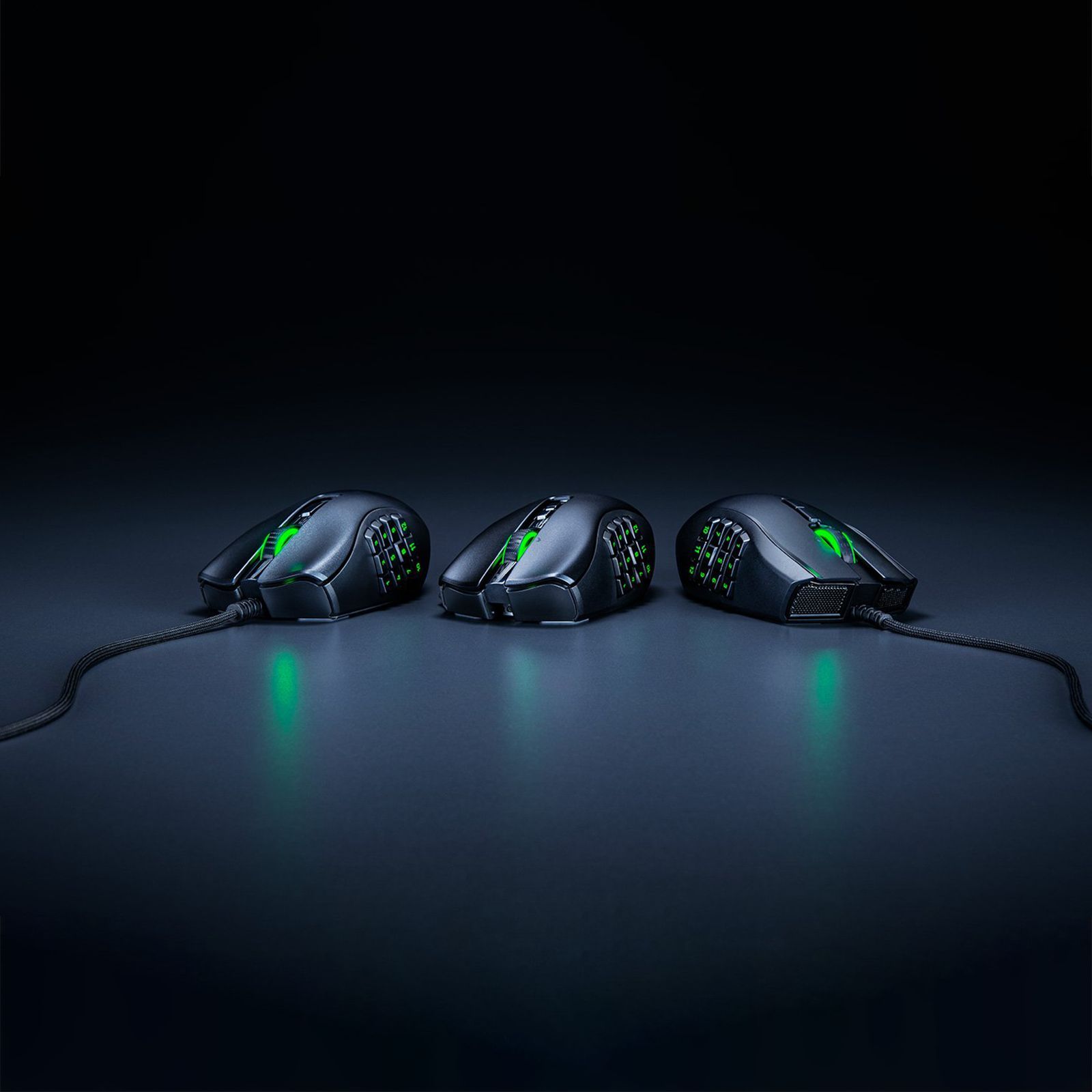 RAZER Naga X Wired Optical Gaming Mouse (18000 DPI, Lightsync RGB, Black)_4