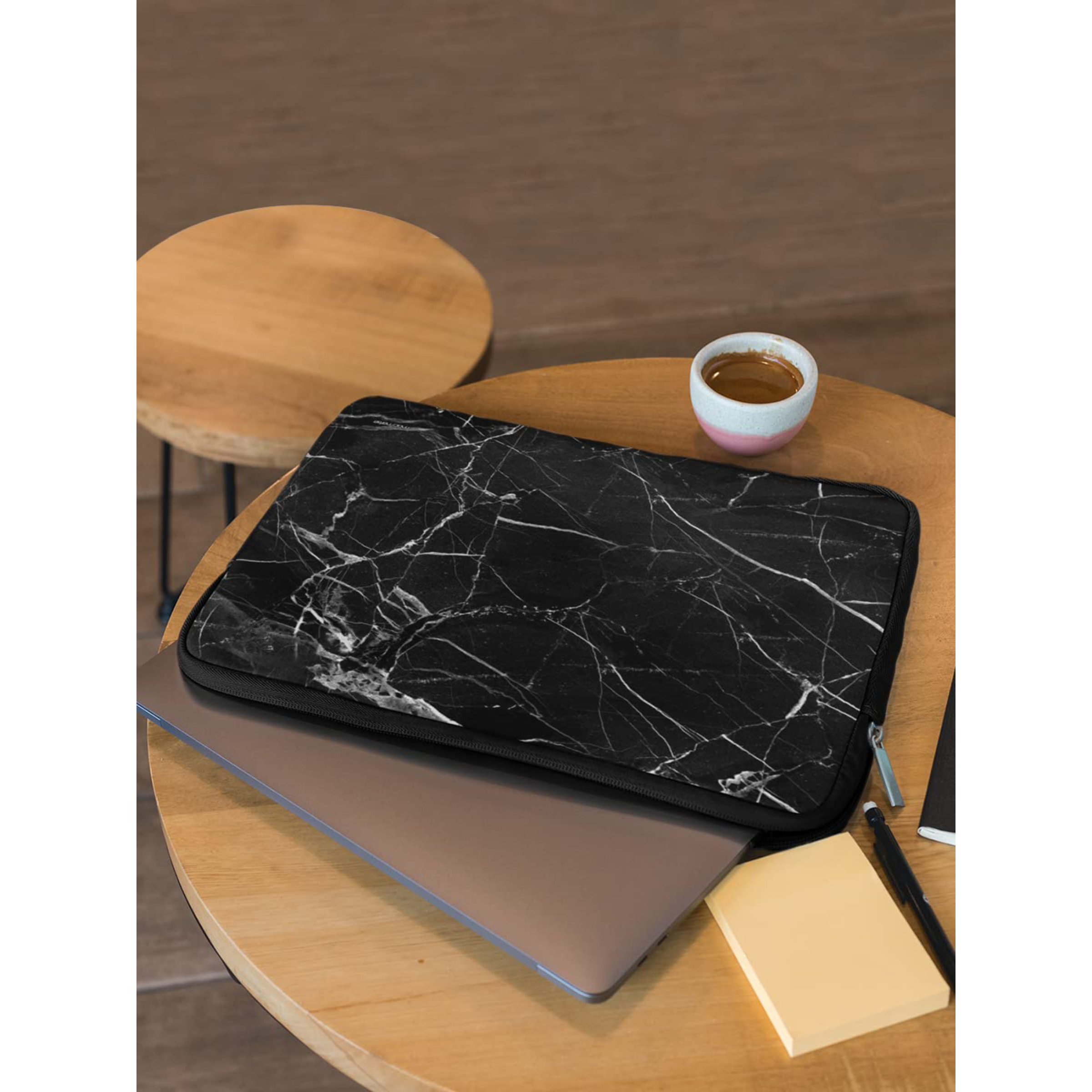 macmerise Marble Neoprene Laptop Sleeve for 15 Inch Laptop (Water Resistant, Noir Belge) macmerise Marble Neoprene Laptop Sleeve for 15 Inch Laptop (Water Resistant, Noir Belge)_5