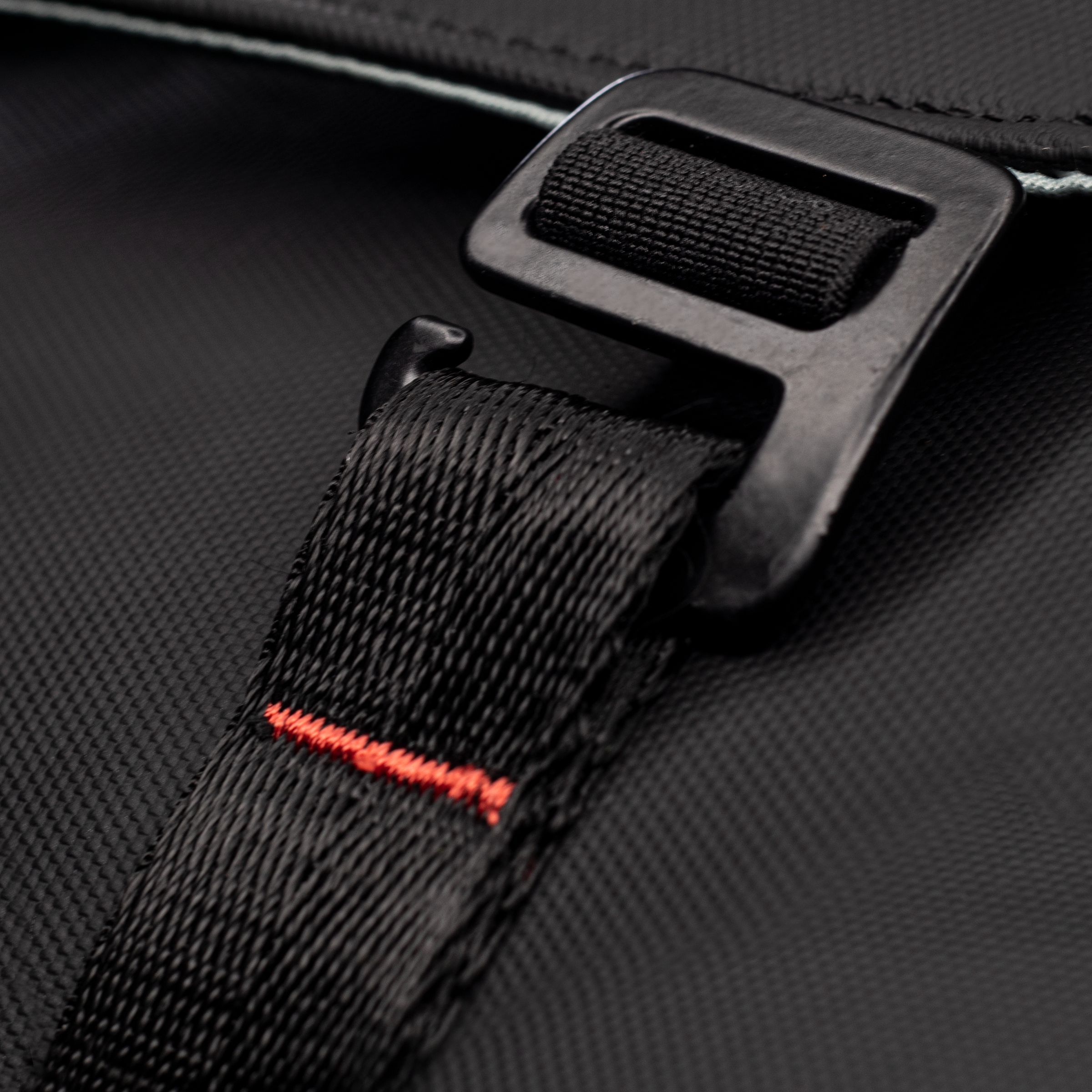 Carbonado Envoy Fabric Laptop Sling Bag for 14 Inch Laptop (10 L, G Hook, Black)_10